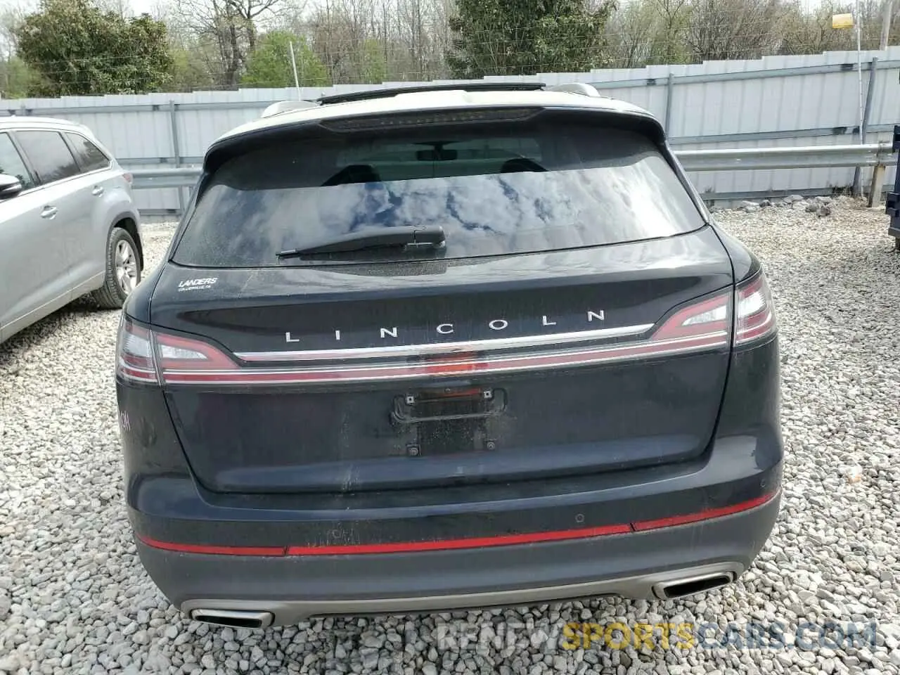 6 Photograph of a damaged car 2LMPJ8K97NBL20265 LINCOLN NAUTILUS 2022
