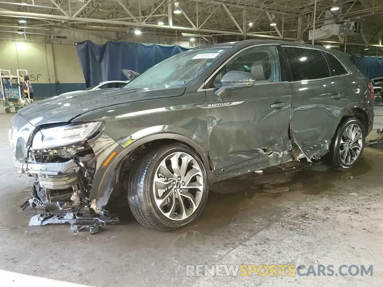 1 Photograph of a damaged car 2LMPJ8K99NBL21711 LINCOLN NAUTILUS 2022