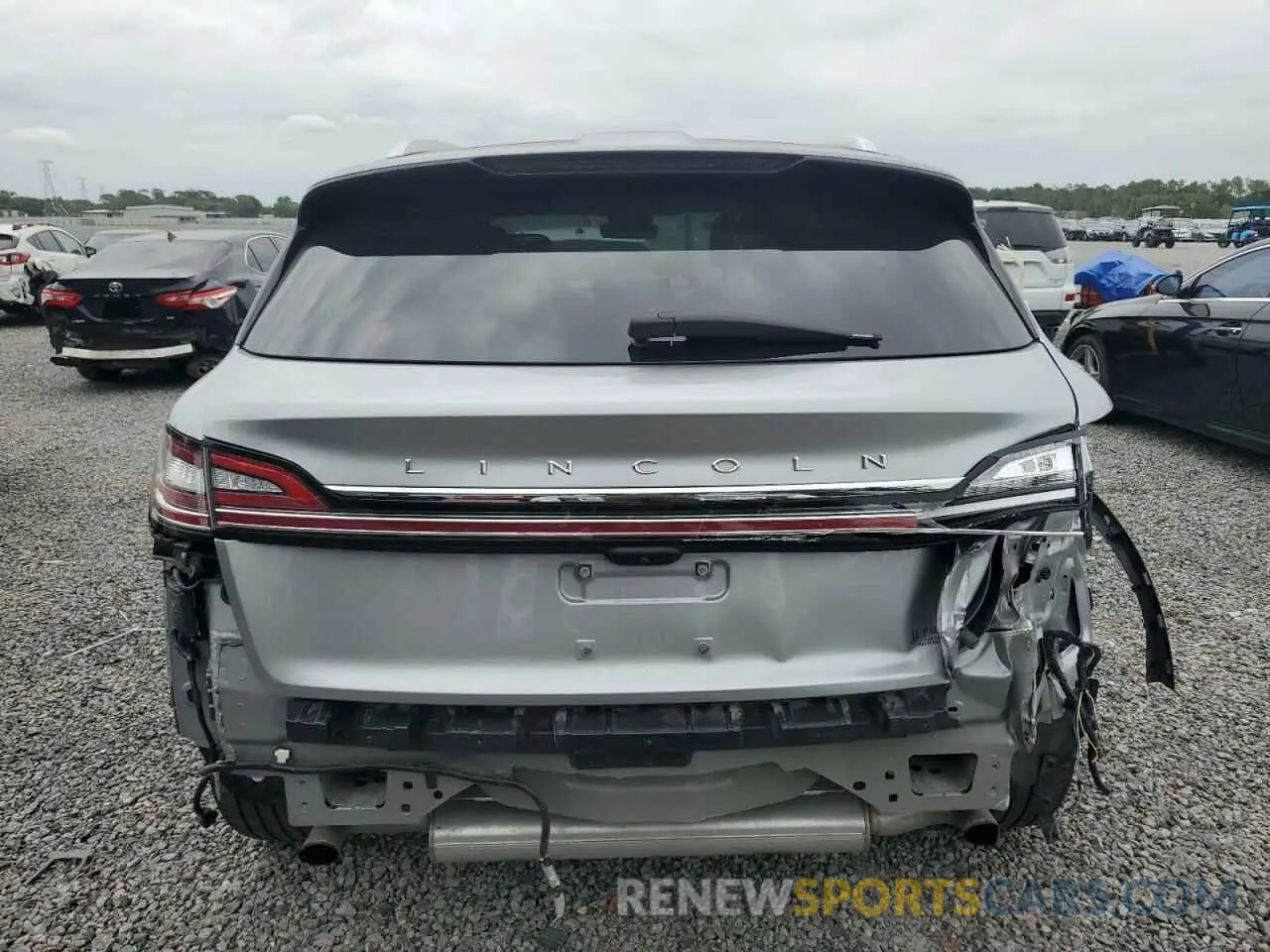 6 Photograph of a damaged car 2LMPJ8KP4NBL18245 LINCOLN NAUTILUS 2022