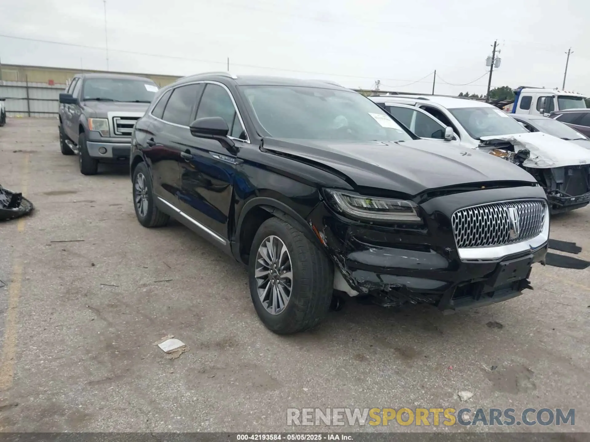 1 Photograph of a damaged car 2LMPJ6J96PBL09816 LINCOLN NAUTILUS 2023