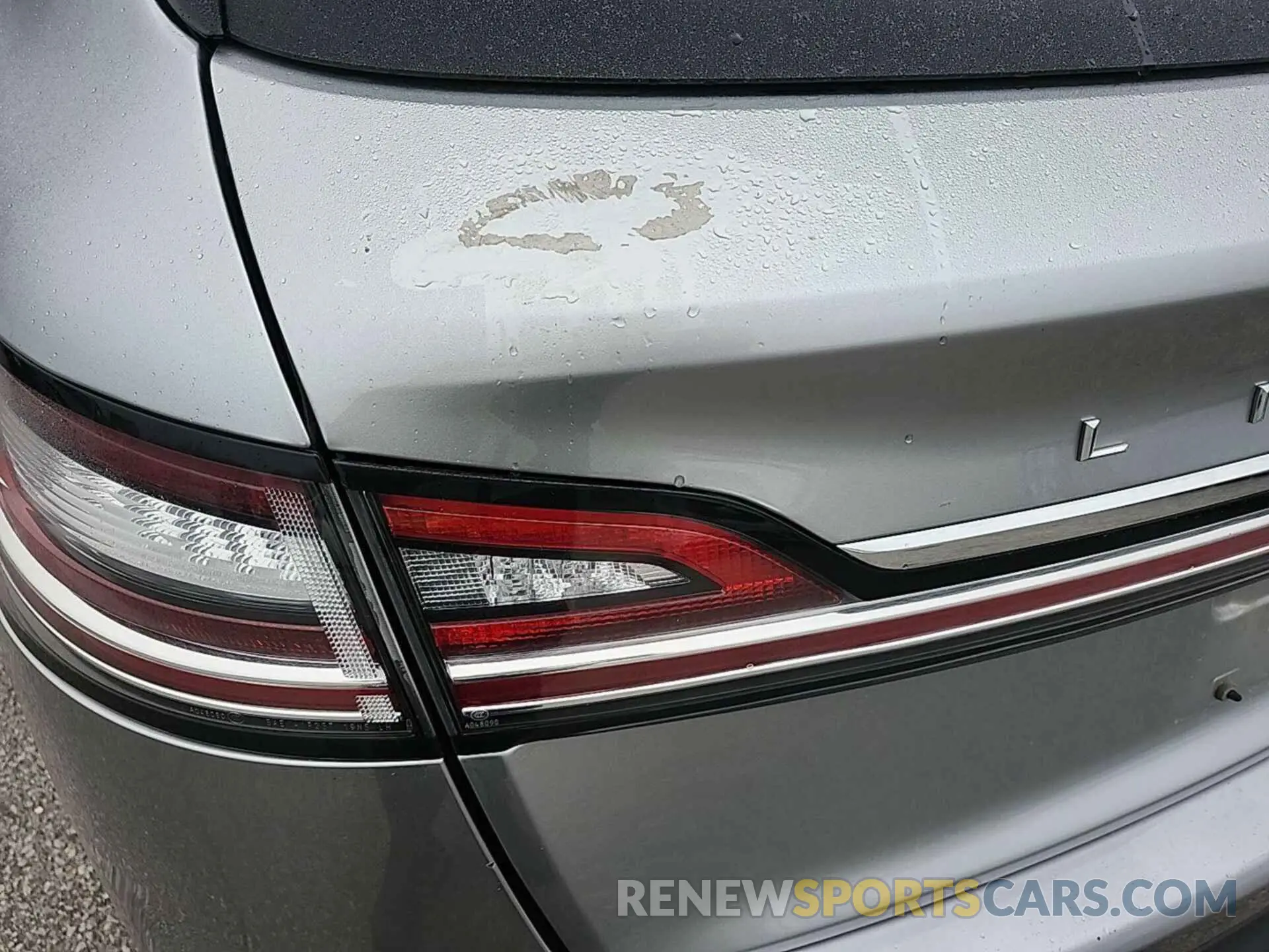4 Photograph of a damaged car 2LMPJ6K92PBL06698 LINCOLN NAUTILUS 2023