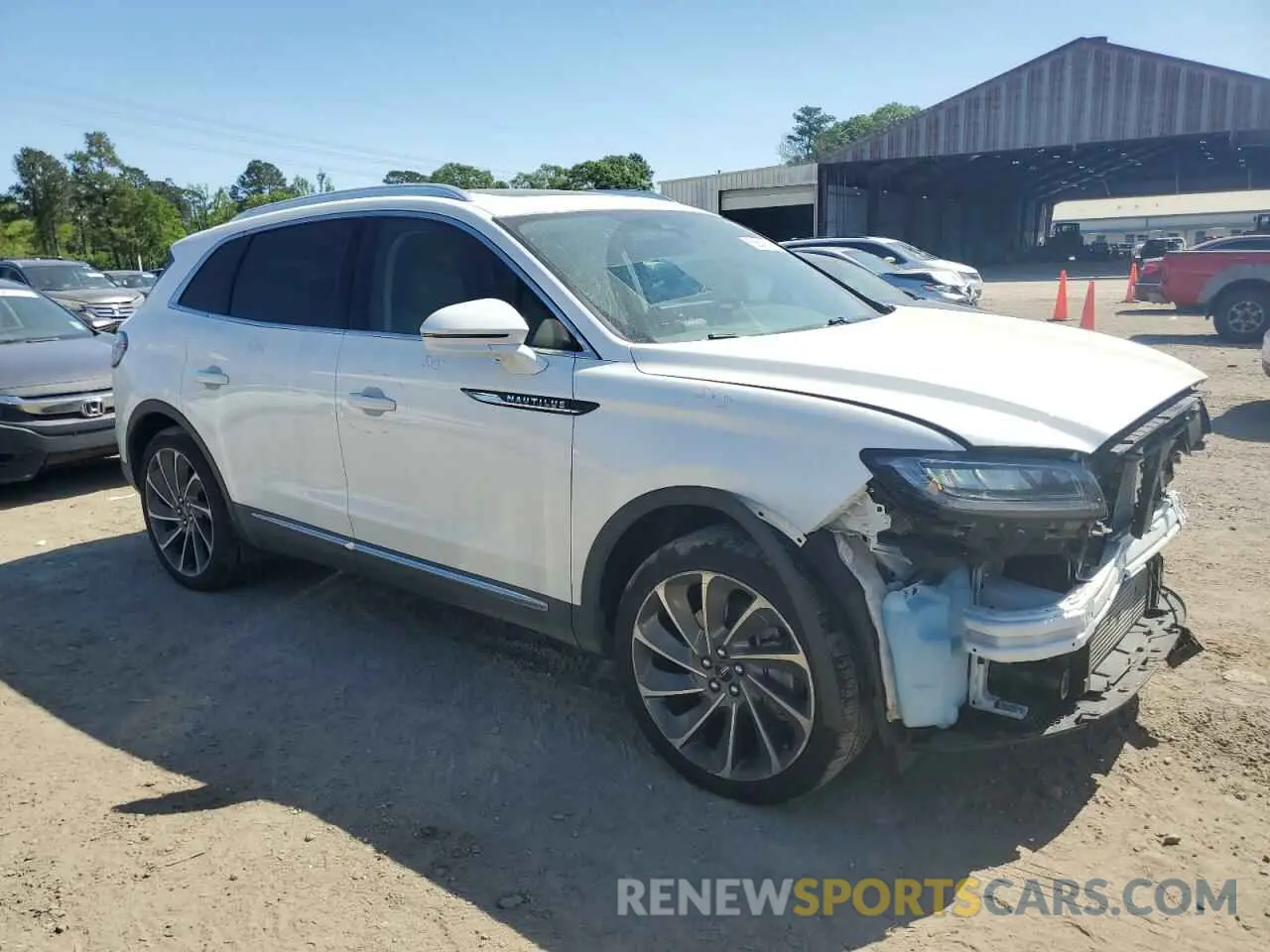 4 Photograph of a damaged car 2LMPJ6K95PBL14486 LINCOLN NAUTILUS 2023