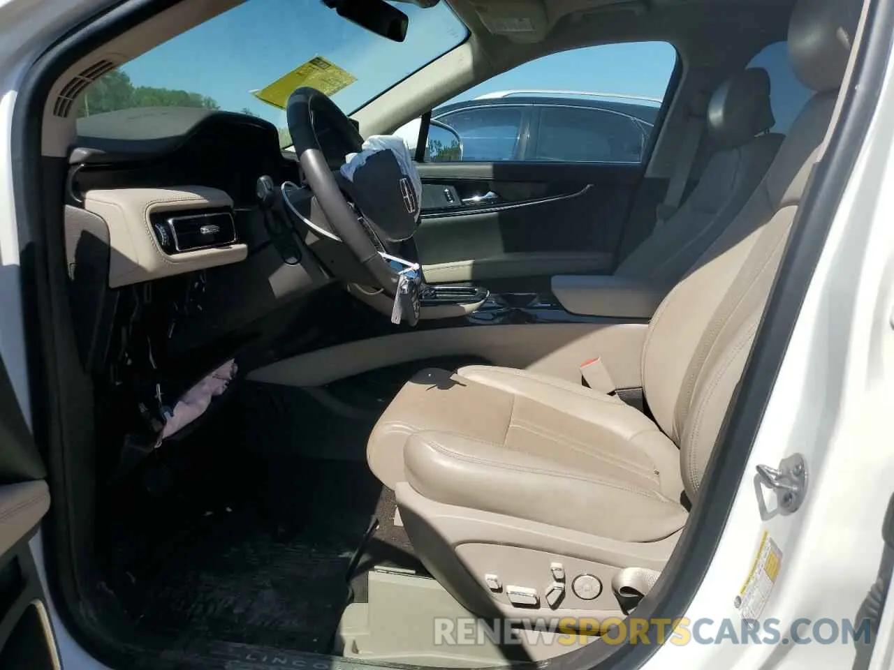7 Photograph of a damaged car 2LMPJ6K95PBL14486 LINCOLN NAUTILUS 2023