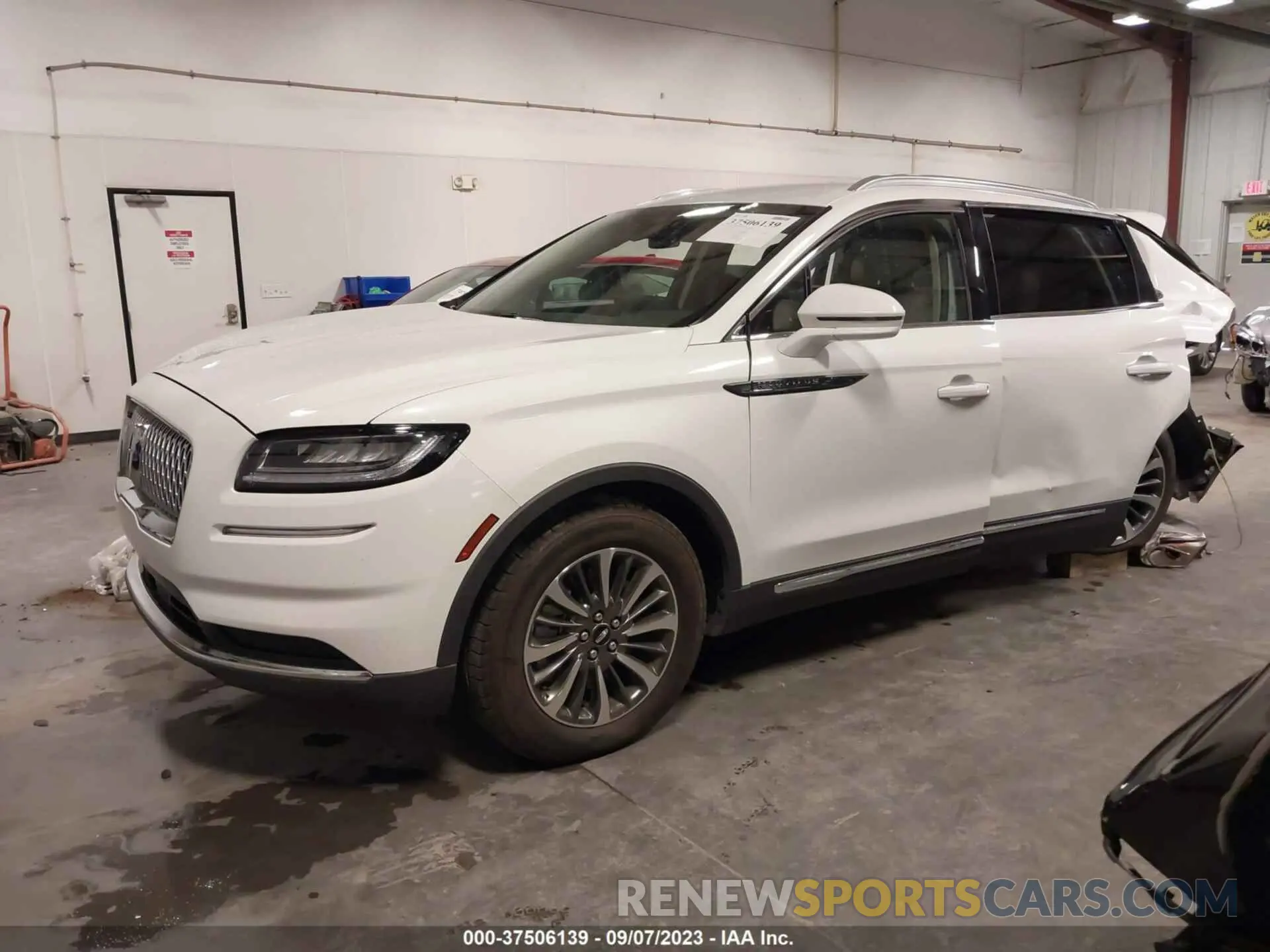 2 Photograph of a damaged car 2LMPJ8J94PBL04979 LINCOLN NAUTILUS 2023