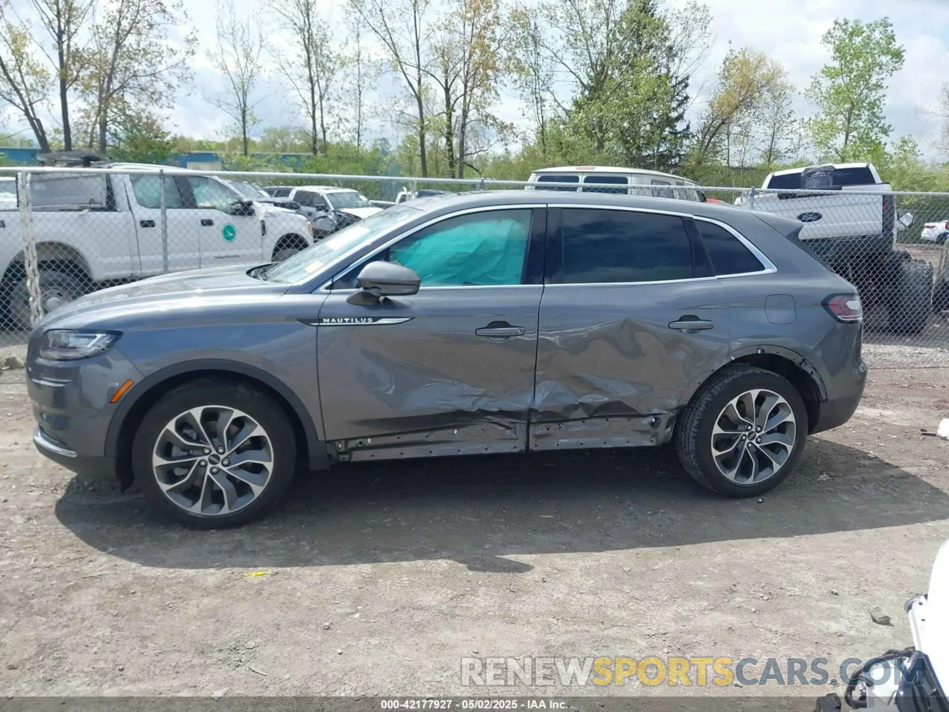 13 Photograph of a damaged car 2LMPJ8K94PBL13230 LINCOLN NAUTILUS 2023