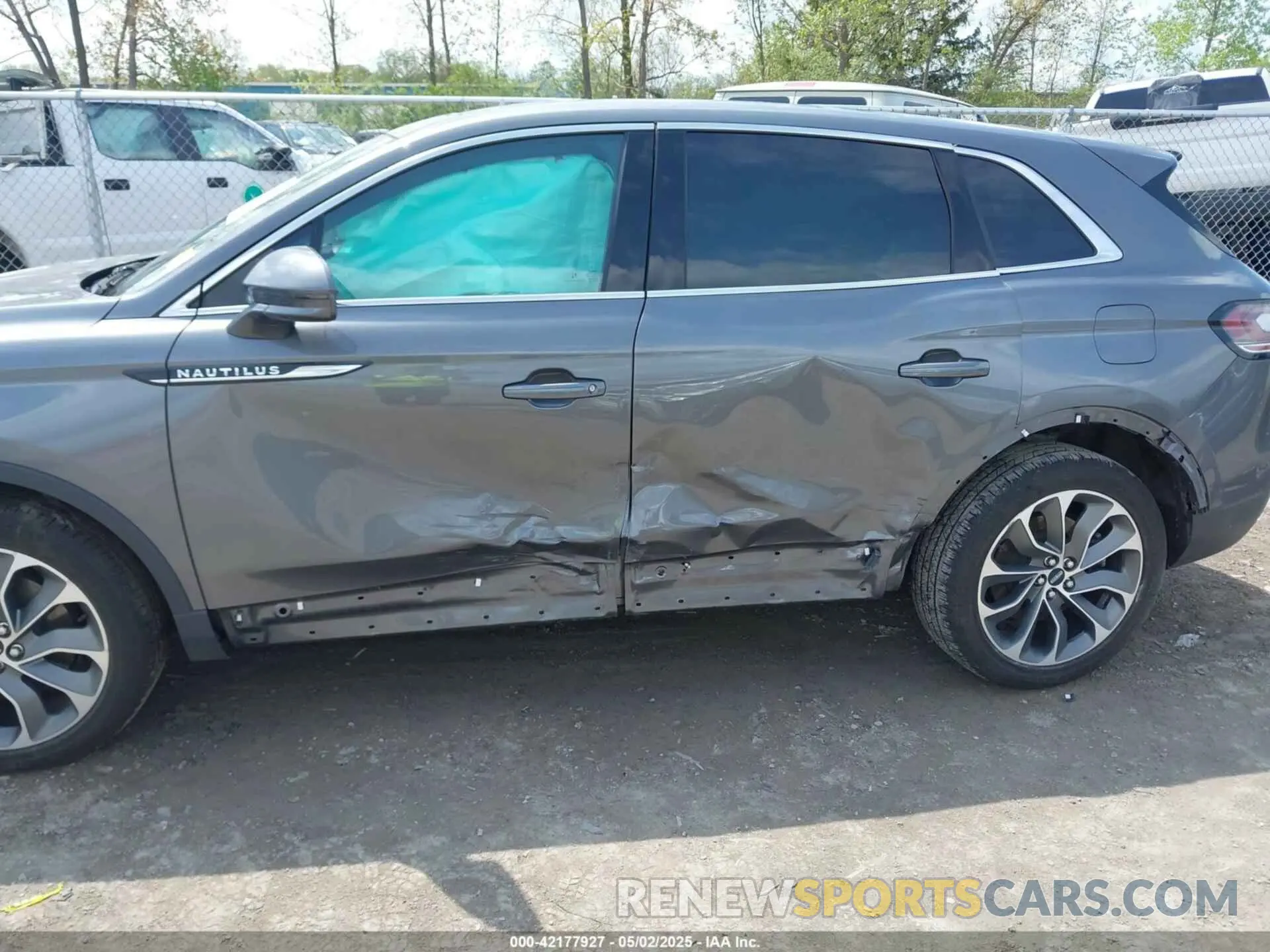 6 Photograph of a damaged car 2LMPJ8K94PBL13230 LINCOLN NAUTILUS 2023