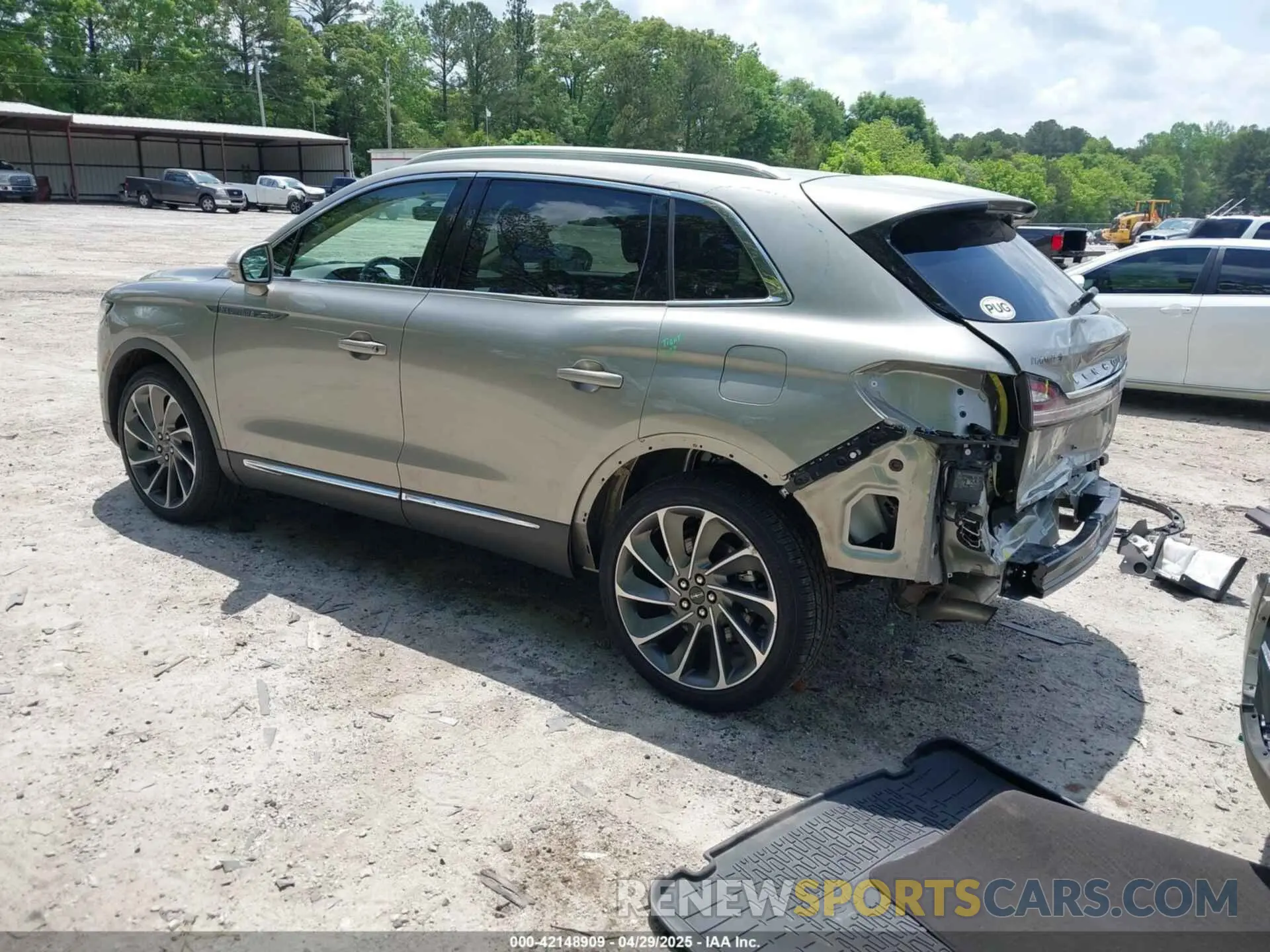 3 Photograph of a damaged car 2LMPJ8KP8PBL15481 LINCOLN NAUTILUS 2023