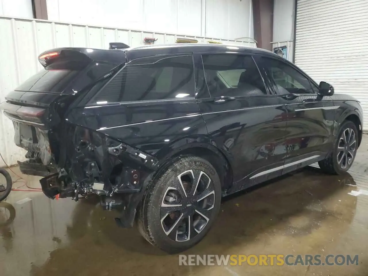 3 Photograph of a damaged car 5LMPJ8K43RJ804982 LINCOLN NAUTILUS 2024