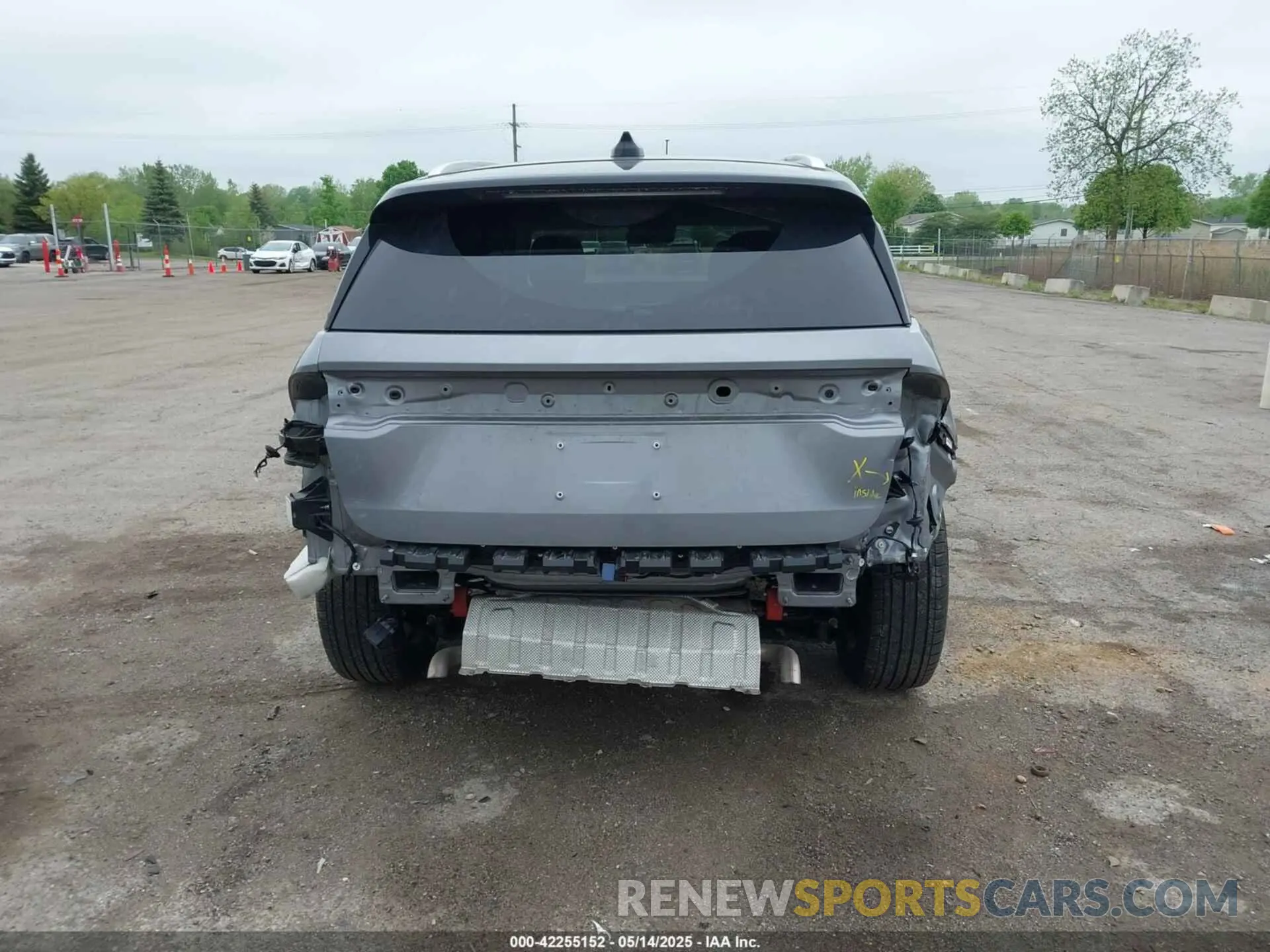 16 Photograph of a damaged car 5LMPJ8K45RJ835358 LINCOLN NAUTILUS 2024