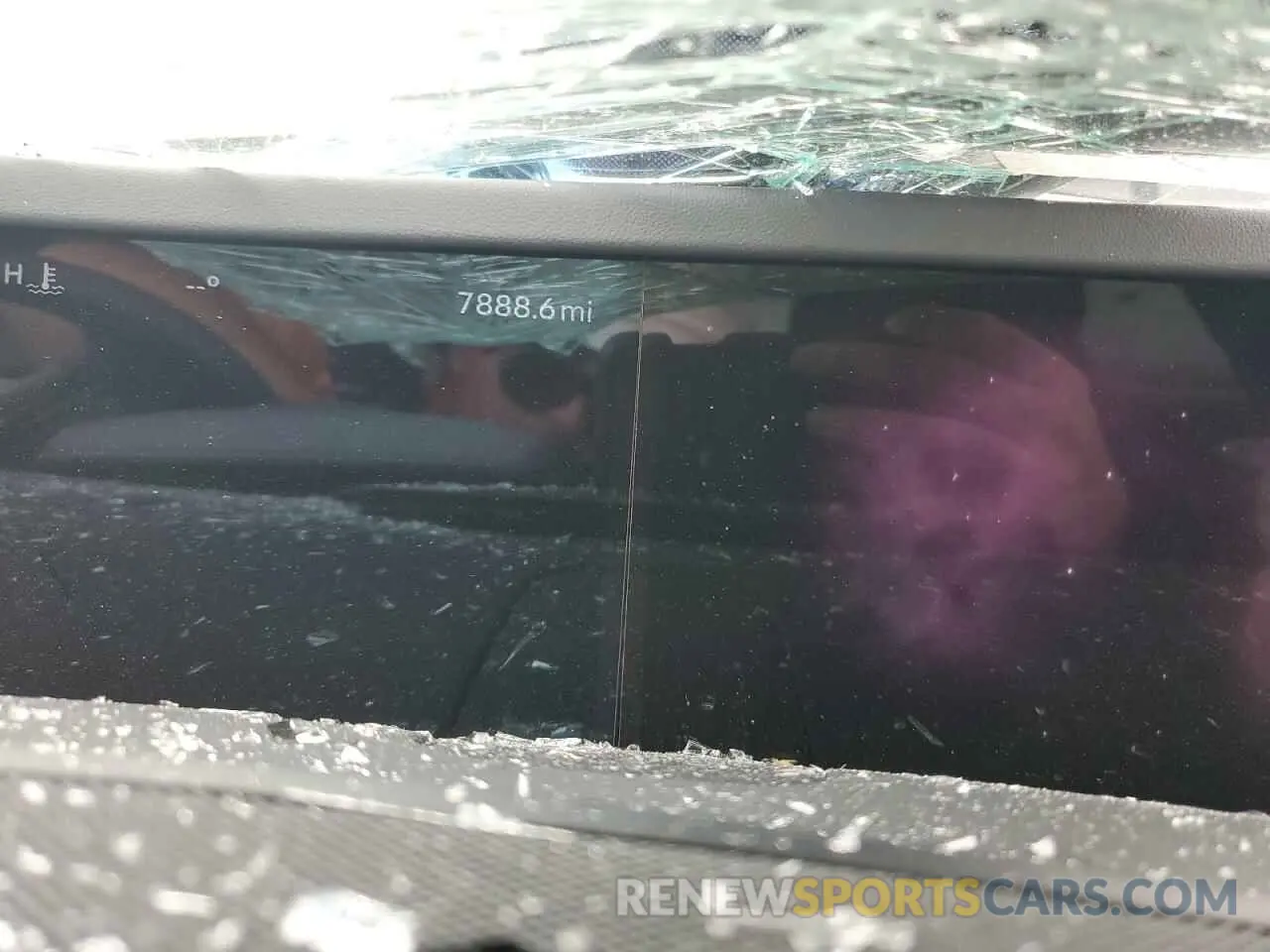 9 Photograph of a damaged car 5LMPJ8K4XRJ843505 LINCOLN NAUTILUS 2024