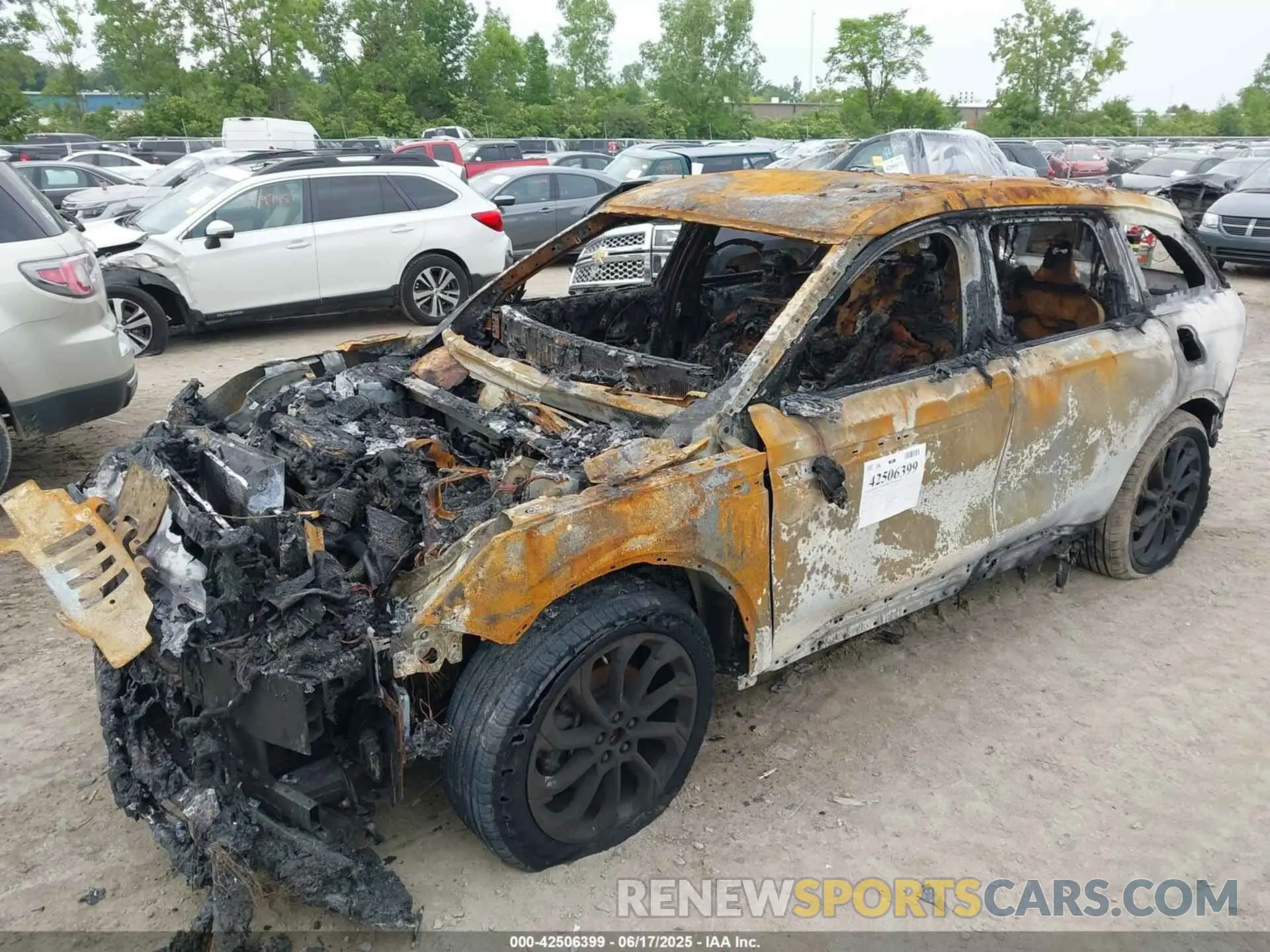 2 Photograph of a damaged car 5LMPJ8KA2RJ866766 LINCOLN NAUTILUS 2024