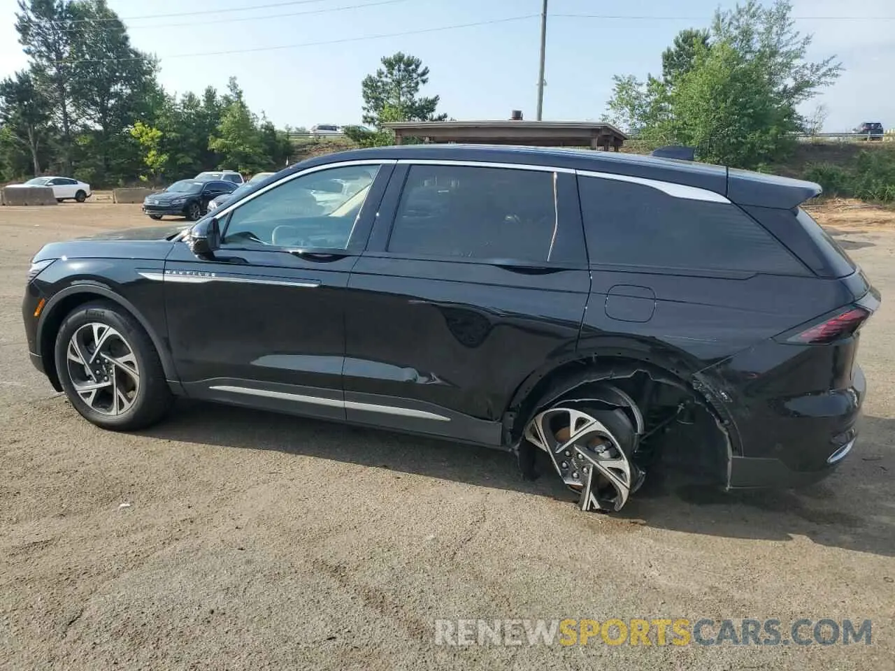 2 Photograph of a damaged car 5LMPJ8JA0RJ821715 LINCOLN NAUTILUS P 2024