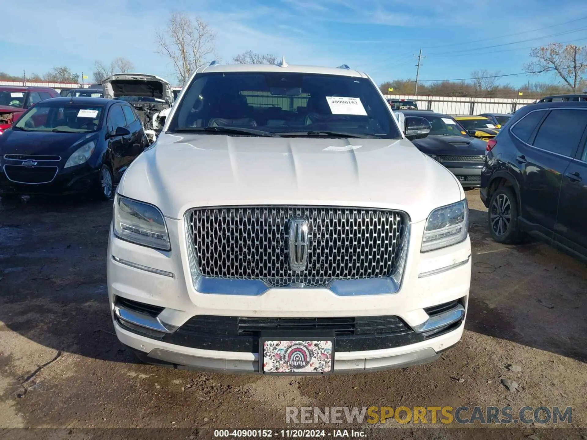 13 Photograph of a damaged car 5LMJJ2LT2KEL09194 LINCOLN NAVIGATOR 2019
