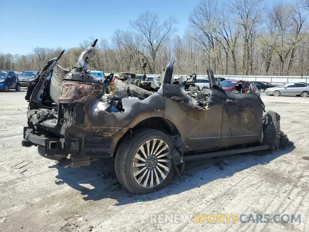 3 Photograph of a damaged car 5LMJJ2LT2KEL23788 LINCOLN NAVIGATOR 2019
