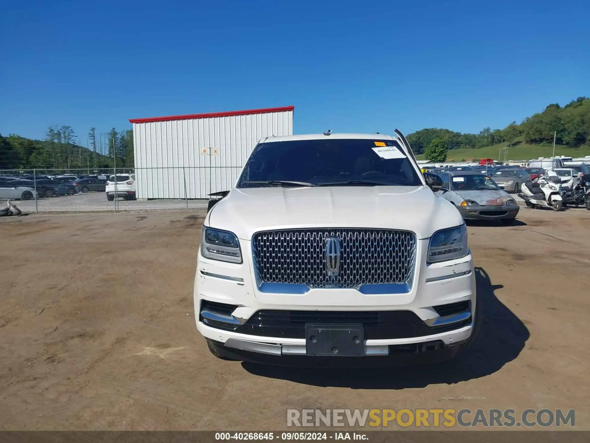 12 Photograph of a damaged car 5LMJJ2LT6KEL10266 LINCOLN NAVIGATOR 2019