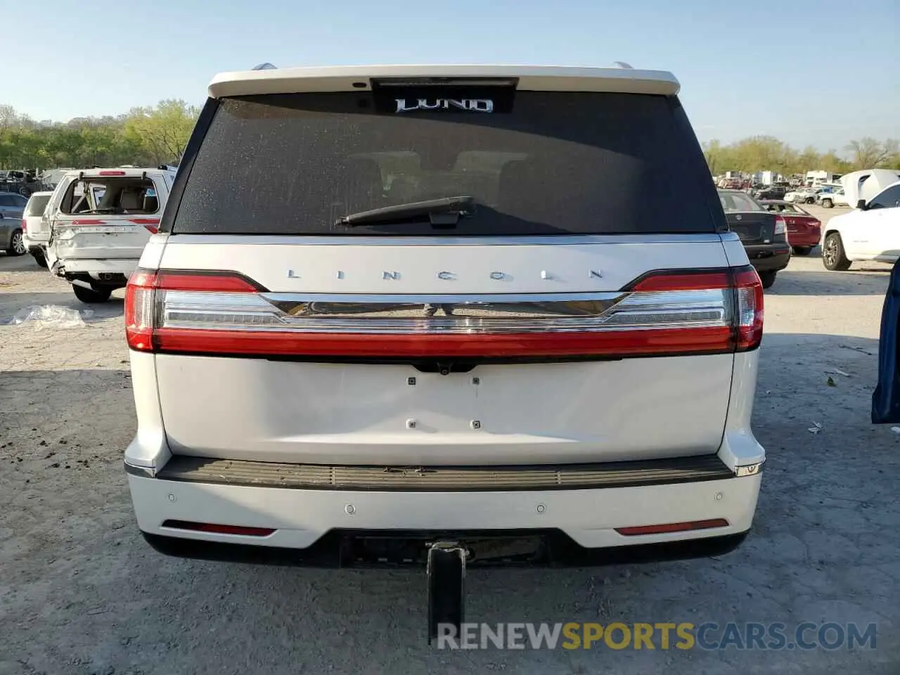 6 Photograph of a damaged car 5LMJJ2LT6KEL14320 LINCOLN NAVIGATOR 2019