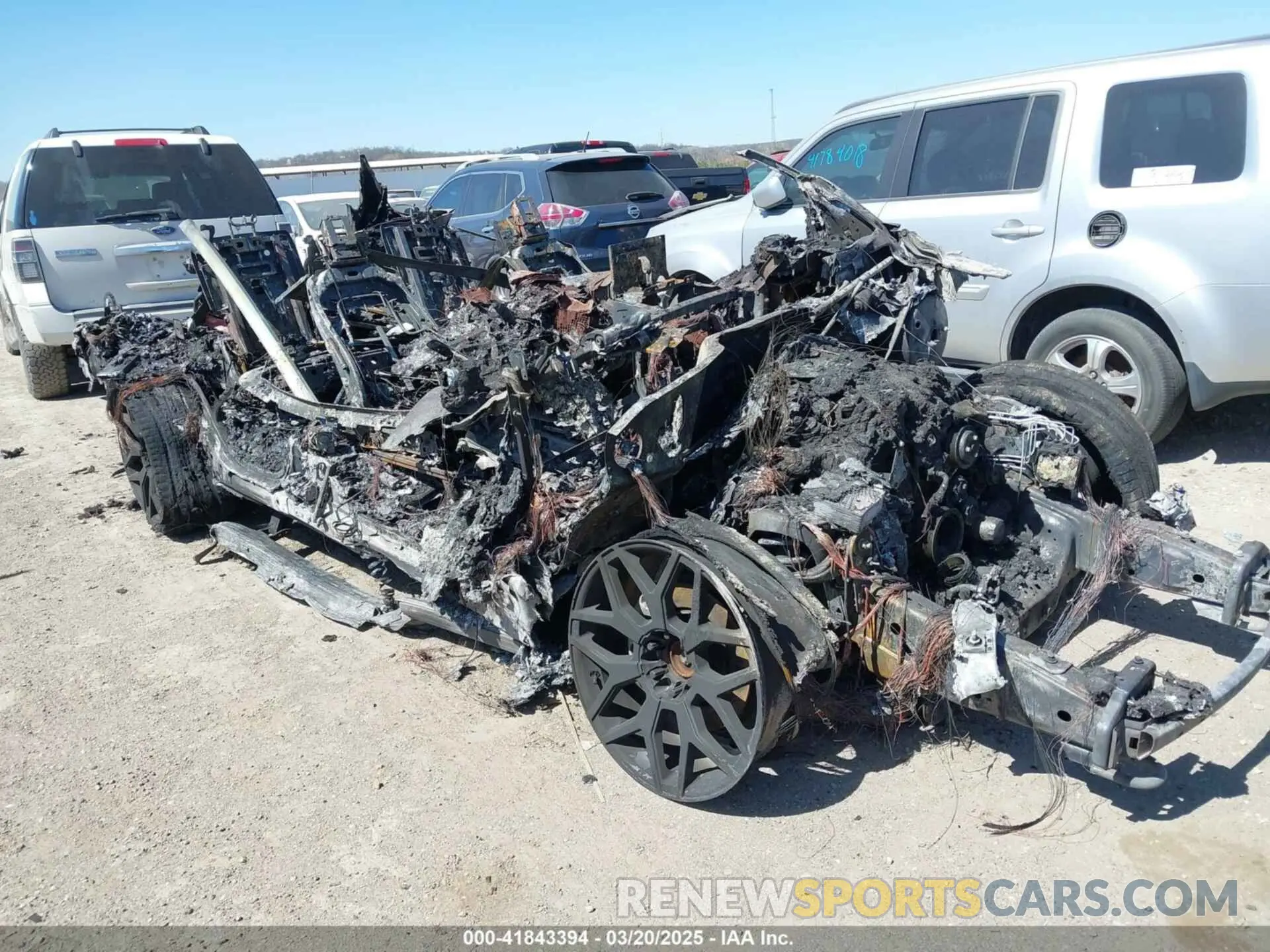1 Photograph of a damaged car 5LMJJ2LT8KEL10835 LINCOLN NAVIGATOR 2019