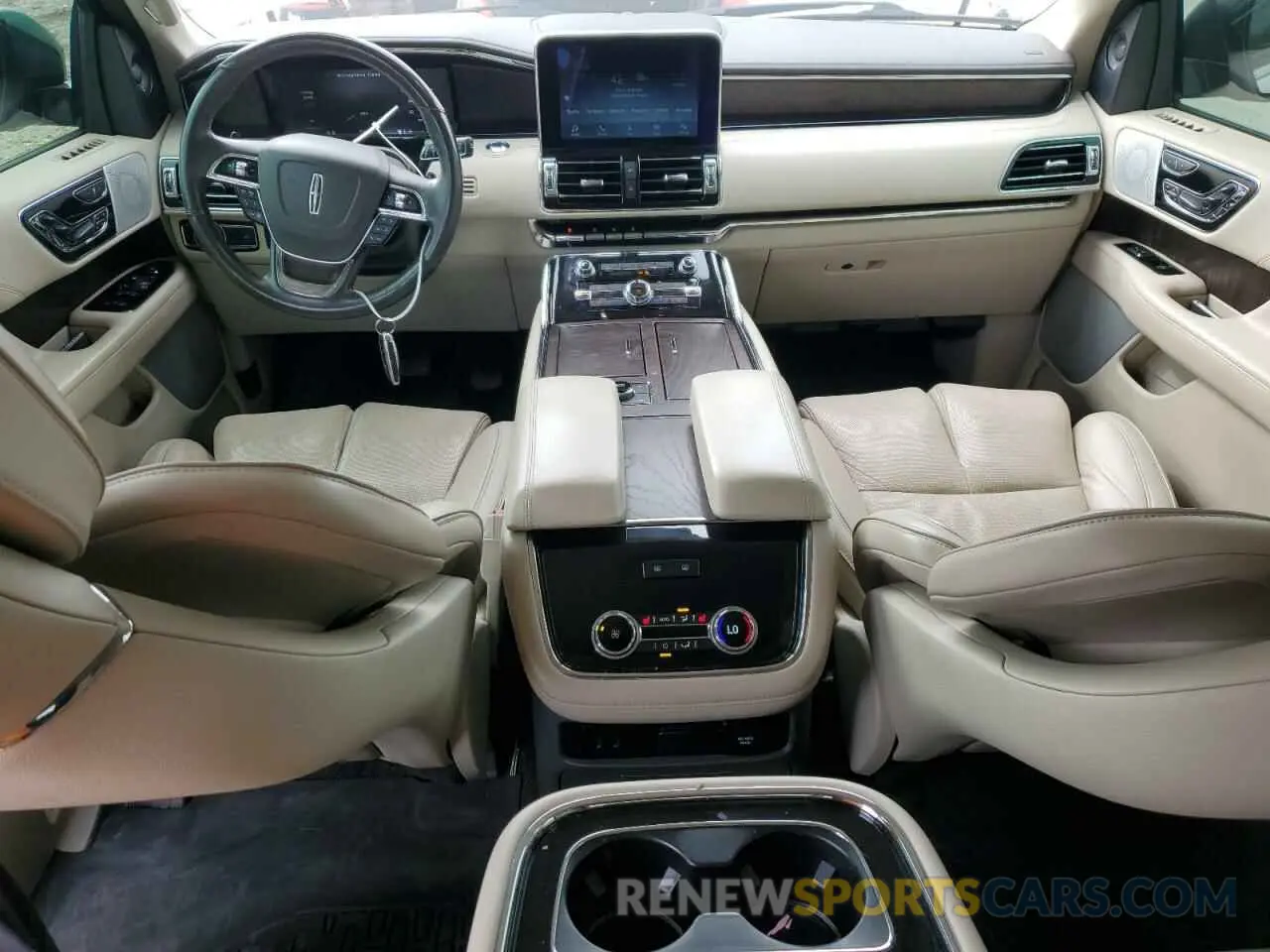 8 Photograph of a damaged car 5LMJJ2LT9KEL08432 LINCOLN NAVIGATOR 2019