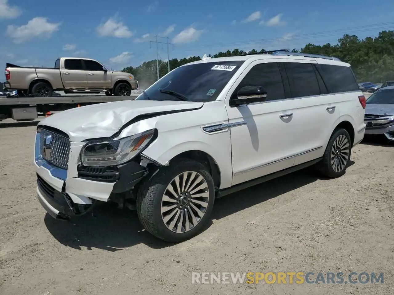 1 Photograph of a damaged car 5LMJJ2LT9KEL13923 LINCOLN NAVIGATOR 2019
