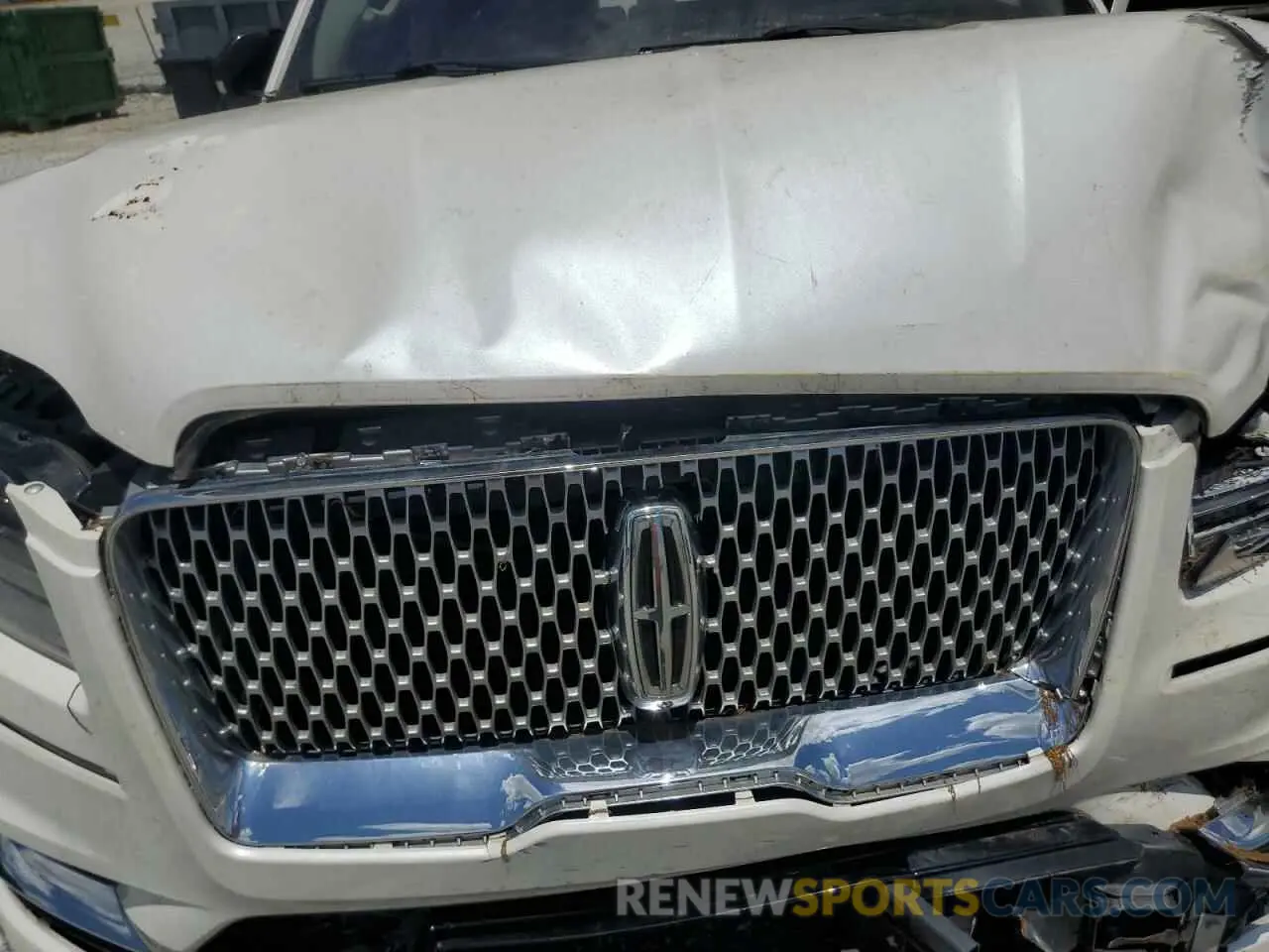 12 Photograph of a damaged car 5LMJJ2LT9KEL19544 LINCOLN NAVIGATOR 2019