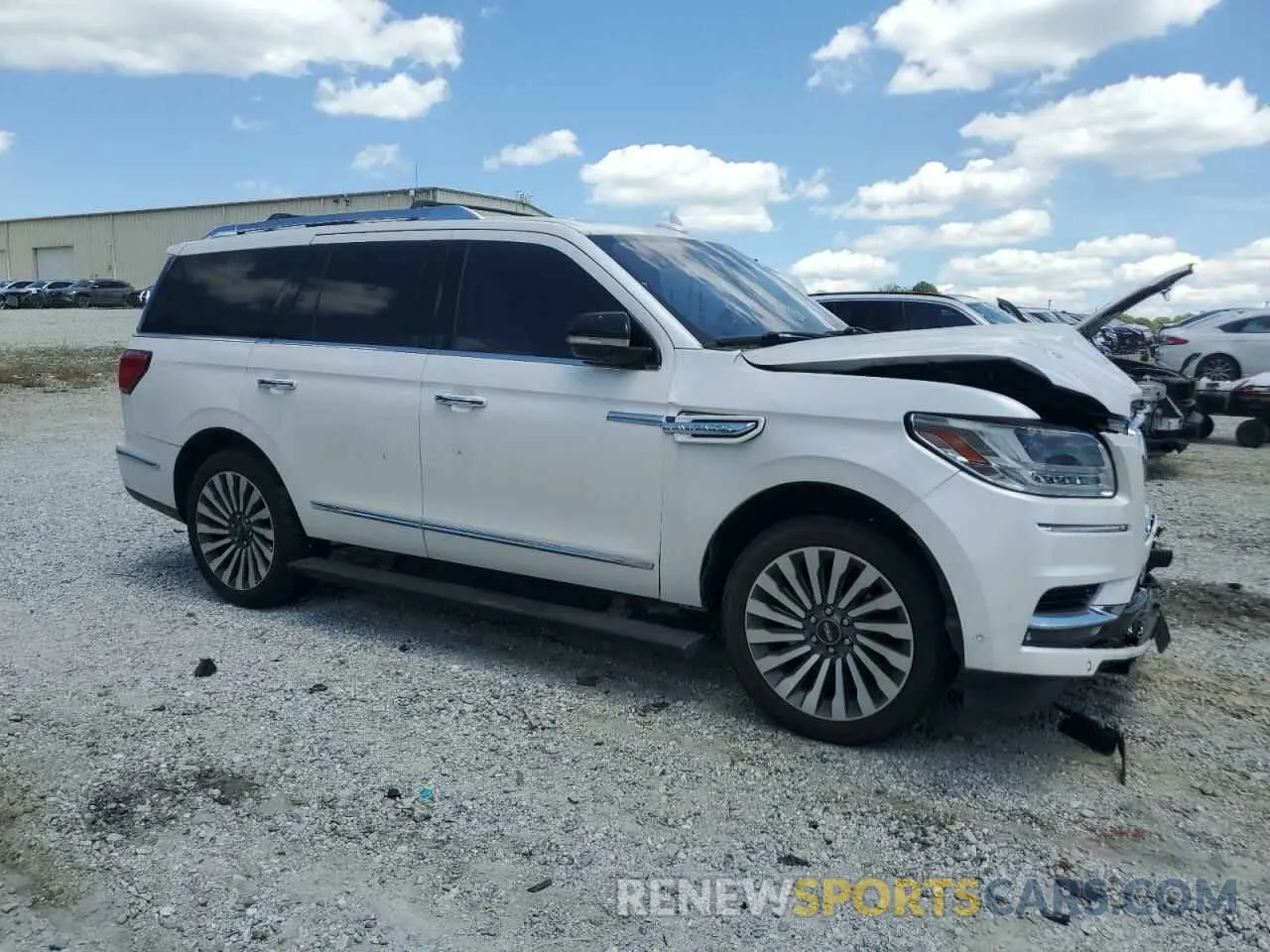 4 Photograph of a damaged car 5LMJJ2LT9KEL19544 LINCOLN NAVIGATOR 2019