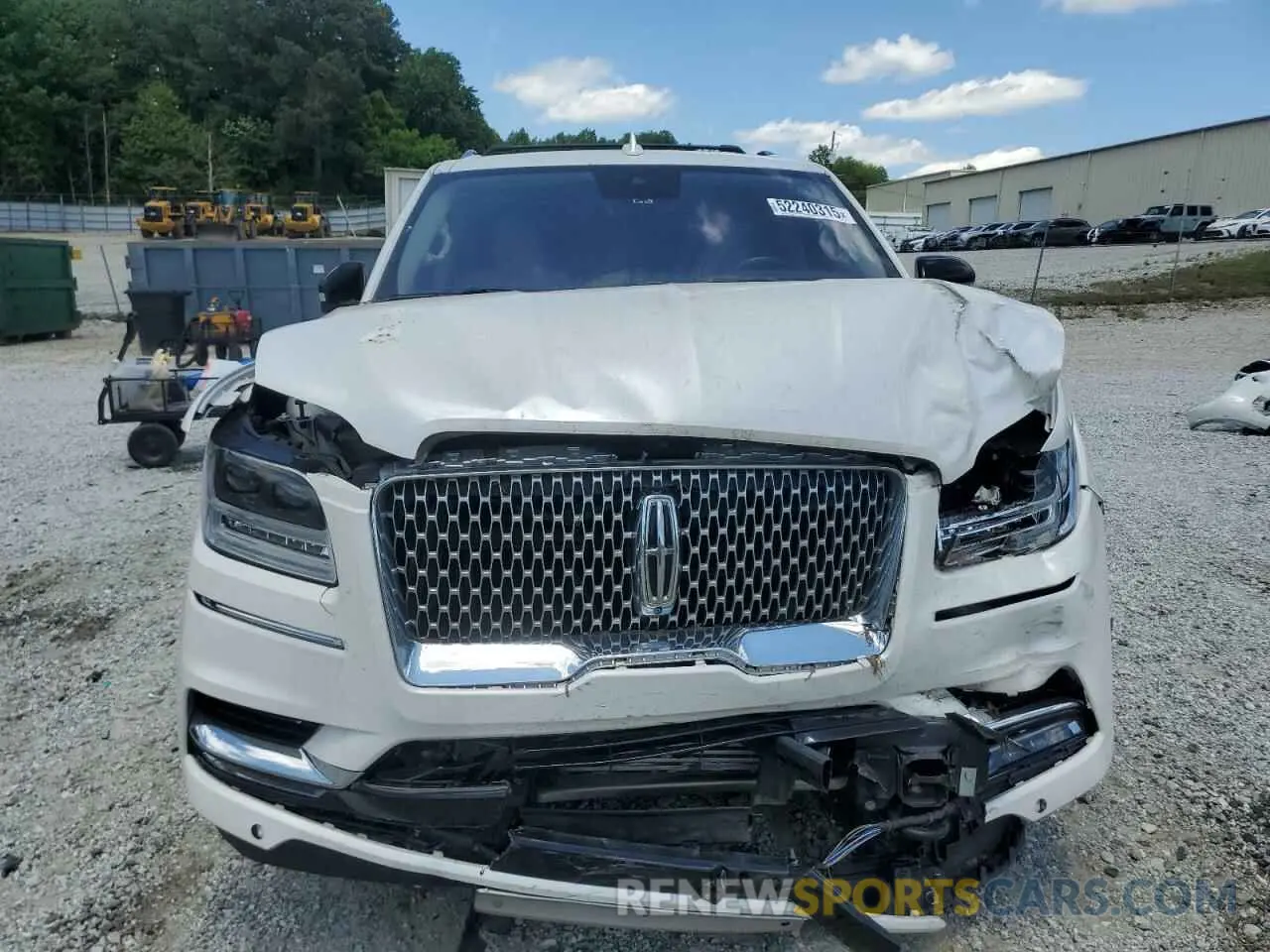 5 Photograph of a damaged car 5LMJJ2LT9KEL19544 LINCOLN NAVIGATOR 2019