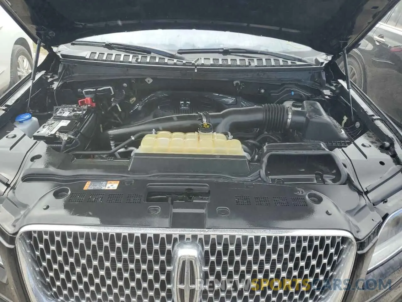 12 Photograph of a damaged car 5LMJJ2LT5LEL03276 LINCOLN NAVIGATOR 2020