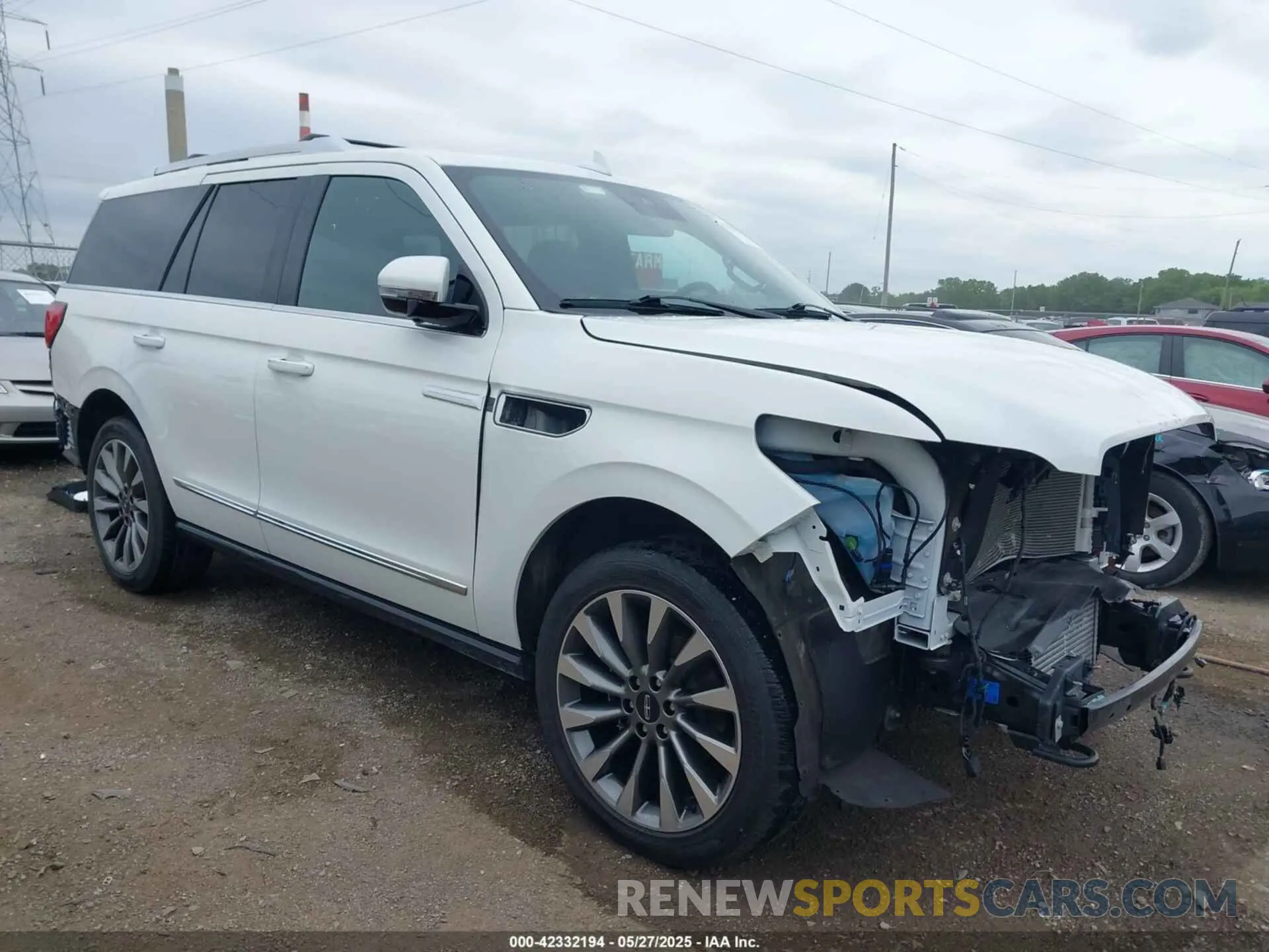 6 Photograph of a damaged car 5LMJJ2LT7LEL22136 LINCOLN NAVIGATOR 2020