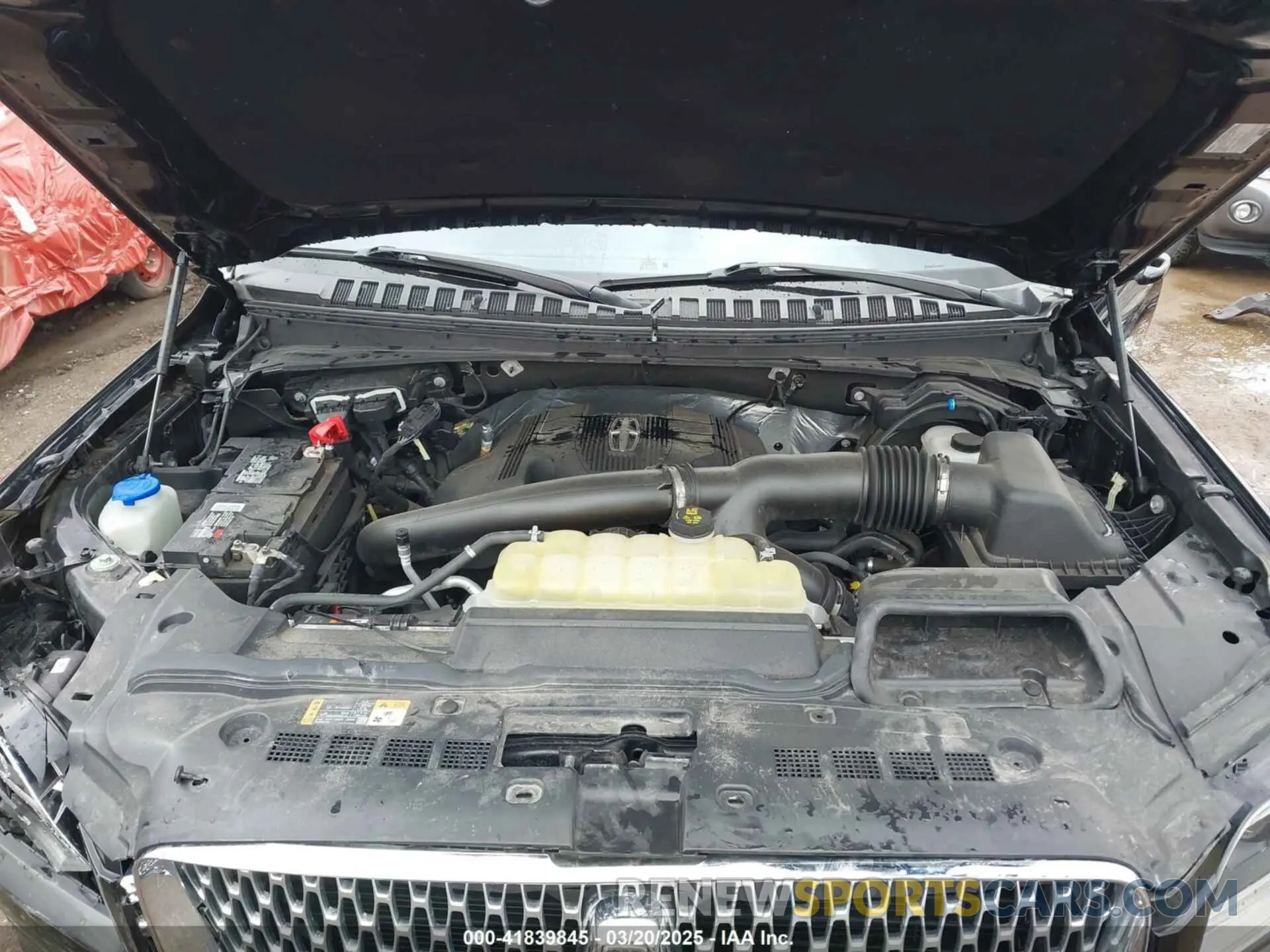 10 Photograph of a damaged car 5LMJJ2LT8LEL06284 LINCOLN NAVIGATOR 2020
