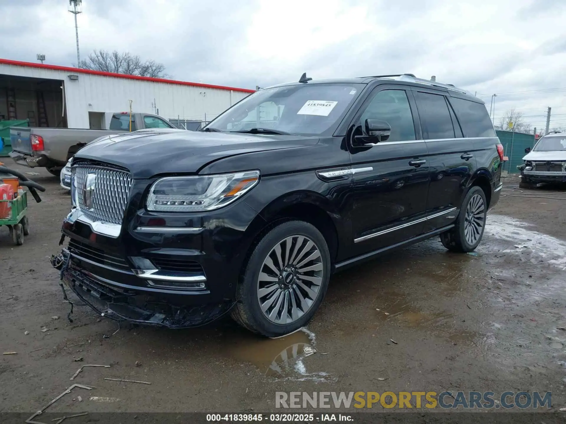 2 Photograph of a damaged car 5LMJJ2LT8LEL06284 LINCOLN NAVIGATOR 2020