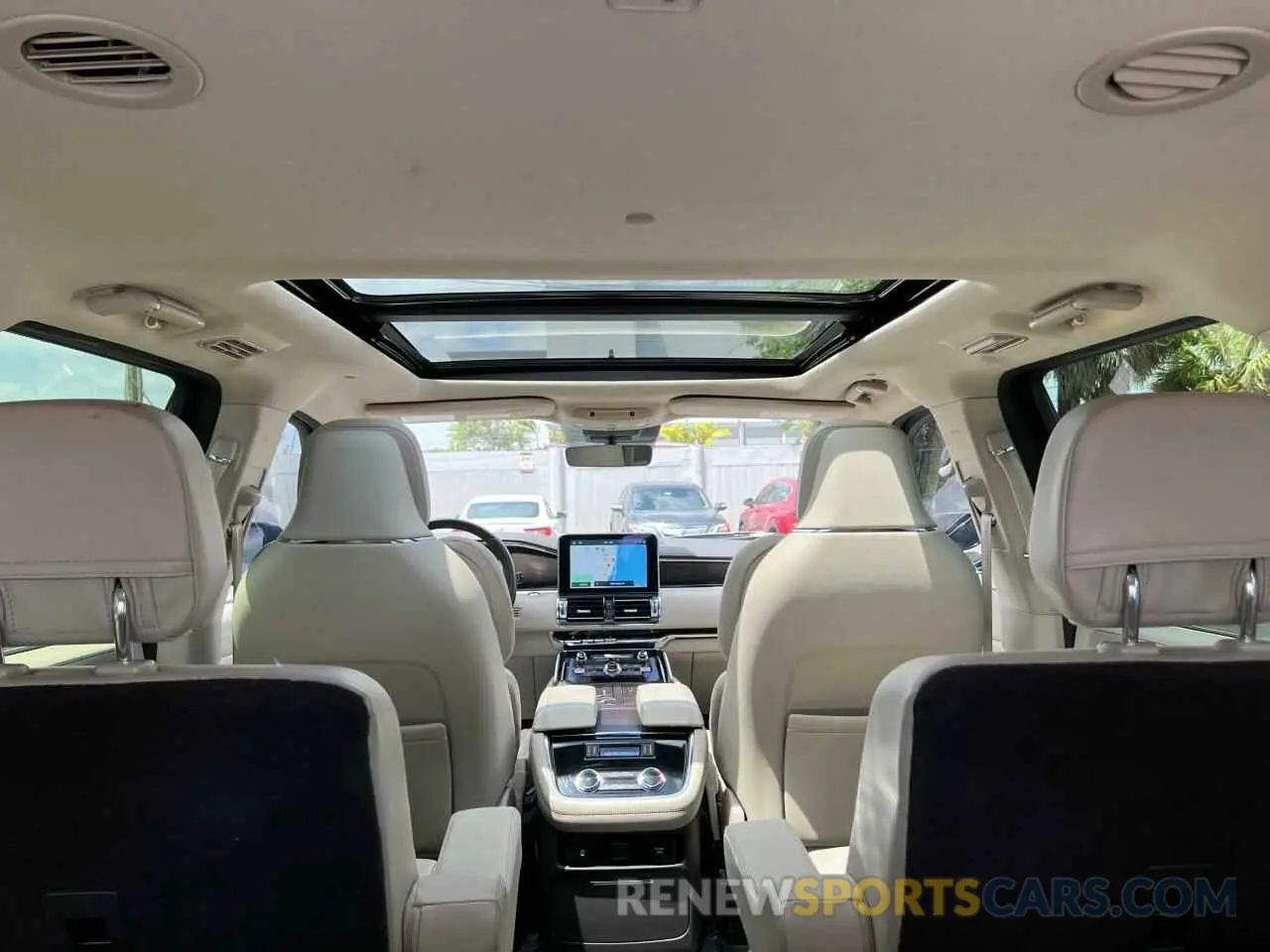 9 Photograph of a damaged car 5LMJJ2LTXLEL22535 LINCOLN NAVIGATOR 2020