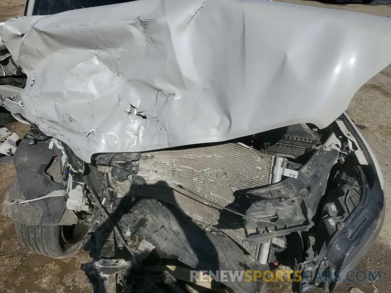 12 Photograph of a damaged car 5LMJJ3LT1LEL17438 LINCOLN NAVIGATOR 2020