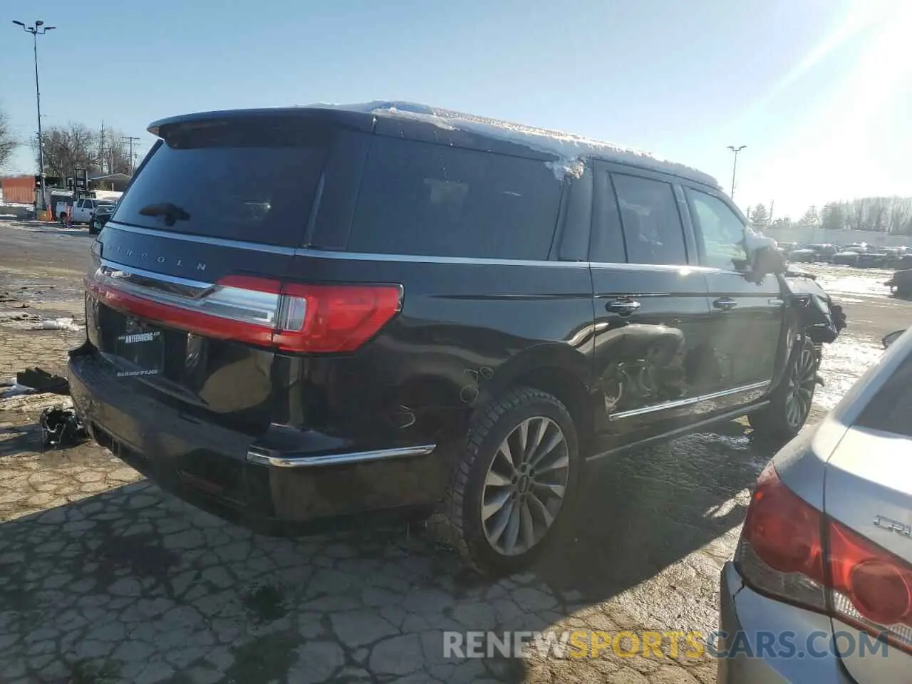 3 Photograph of a damaged car 5LMJJ3LT6LEL09609 LINCOLN NAVIGATOR 2020