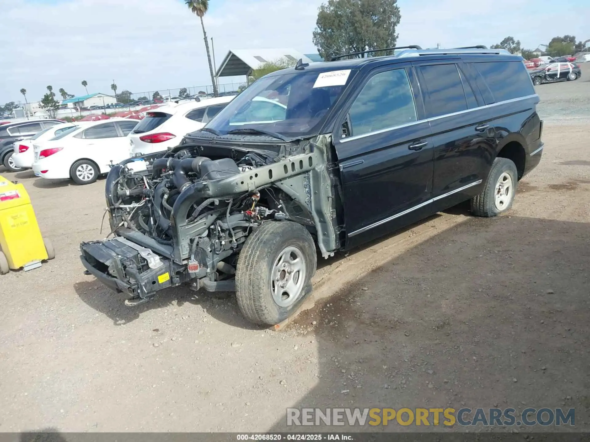 2 Photograph of a damaged car 5LMJJ3TT6LEL09528 LINCOLN NAVIGATOR 2020