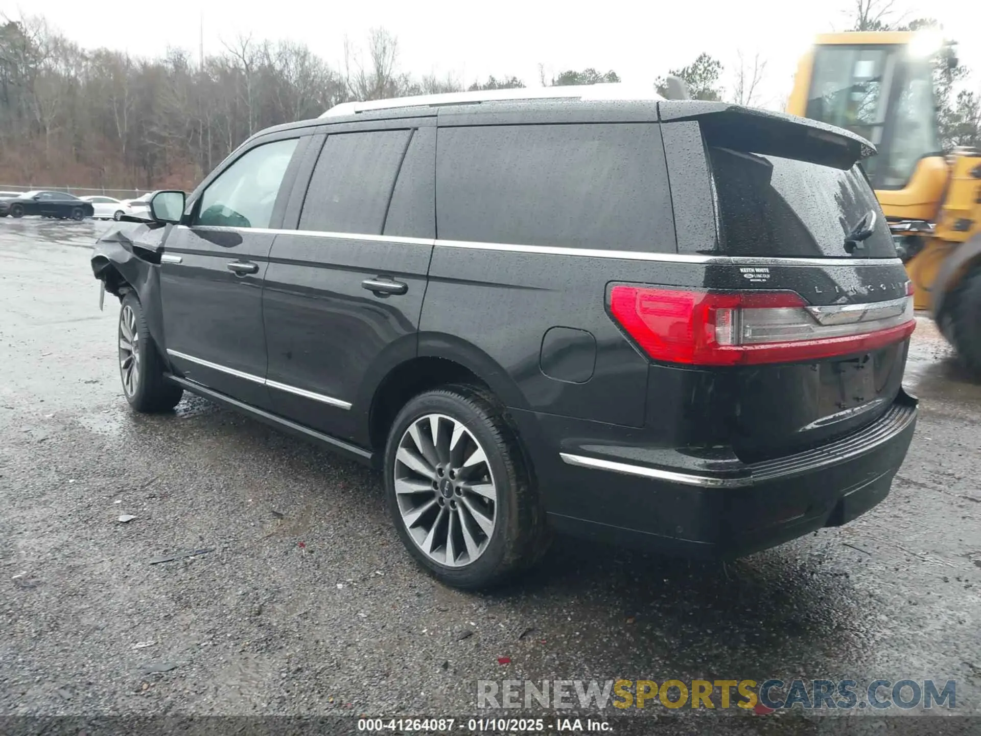 3 Photograph of a damaged car 5LMJJ2KT3MEL04980 LINCOLN NAVIGATOR 2021