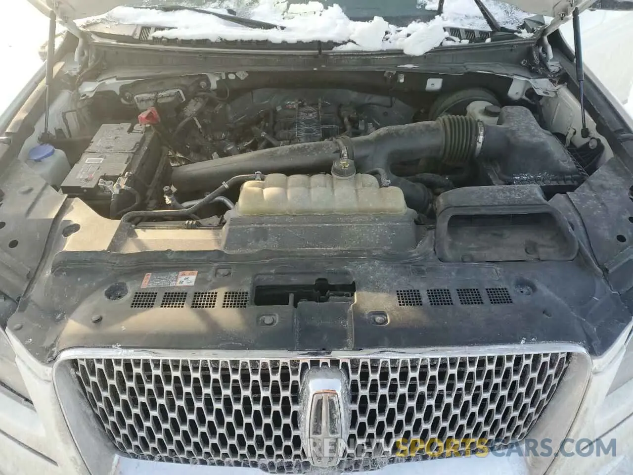 13 Photograph of a damaged car 5LMJJ2LT5MEL15140 LINCOLN NAVIGATOR 2021