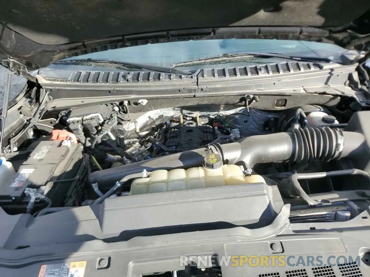 12 Photograph of a damaged car 5LMJJ2LT6MEL00842 LINCOLN NAVIGATOR 2021