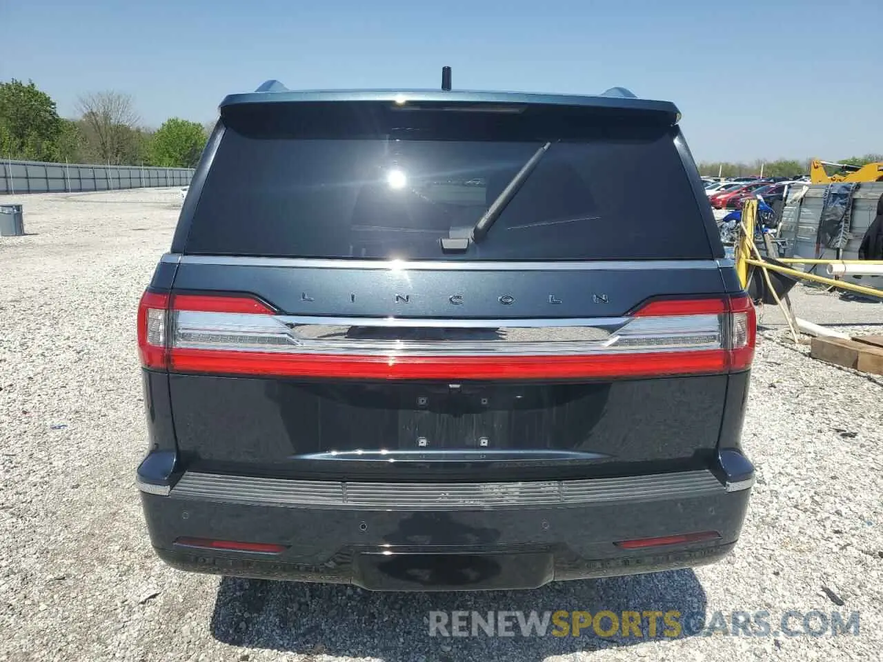 6 Photograph of a damaged car 5LMJJ3TT9MEL16717 LINCOLN NAVIGATOR 2021
