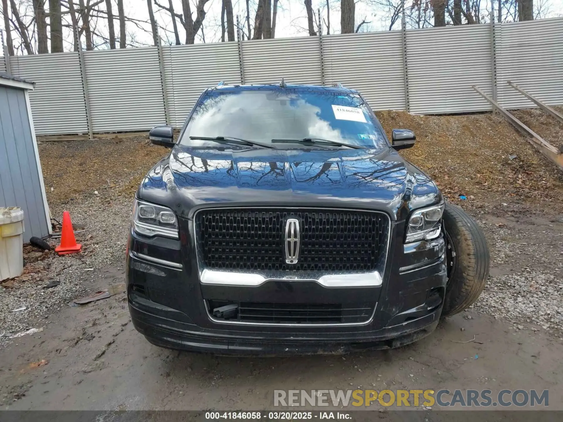 13 Photograph of a damaged car 5LMJJ2LT2NEL09149 LINCOLN NAVIGATOR 2022