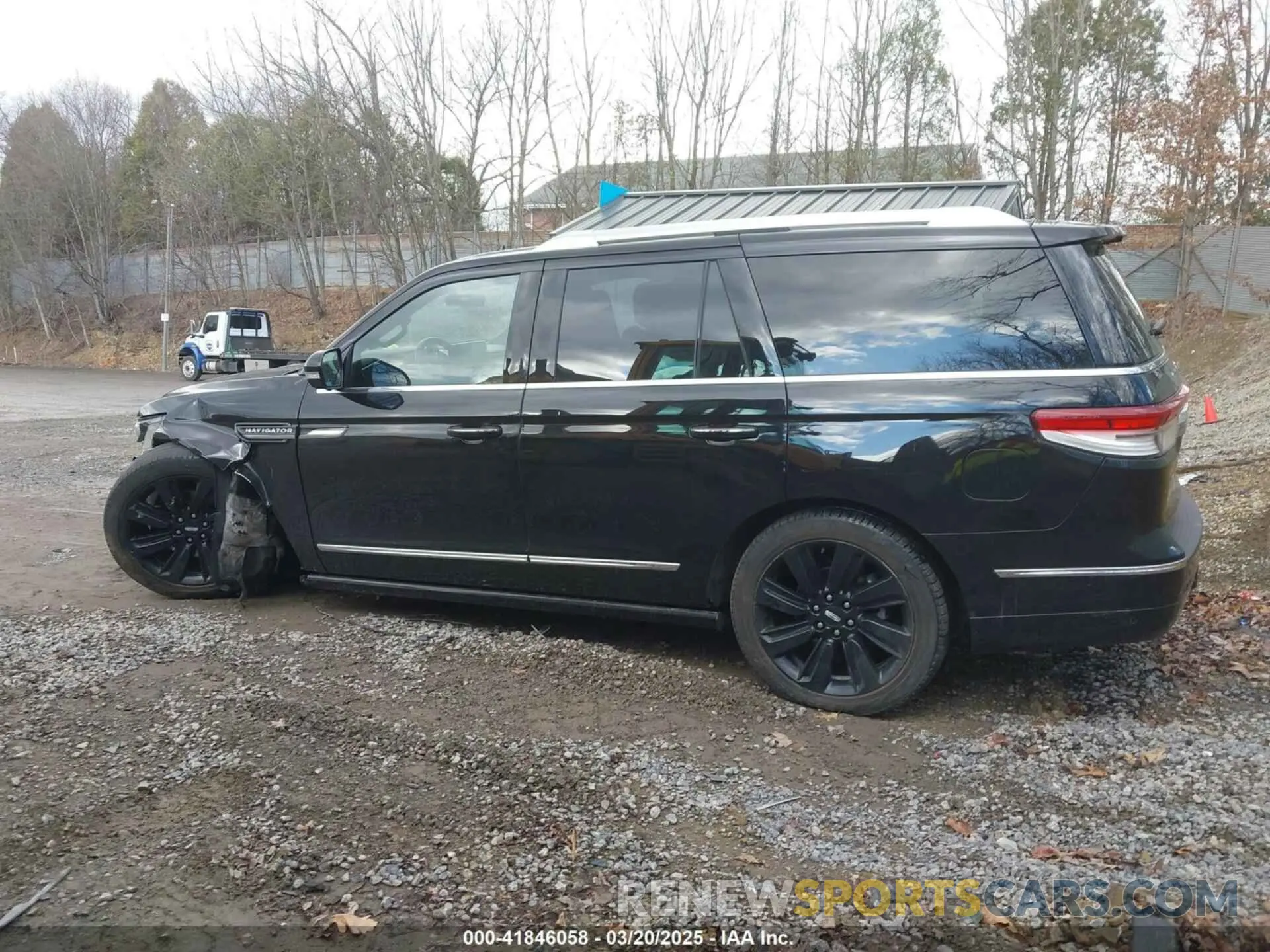 15 Photograph of a damaged car 5LMJJ2LT2NEL09149 LINCOLN NAVIGATOR 2022