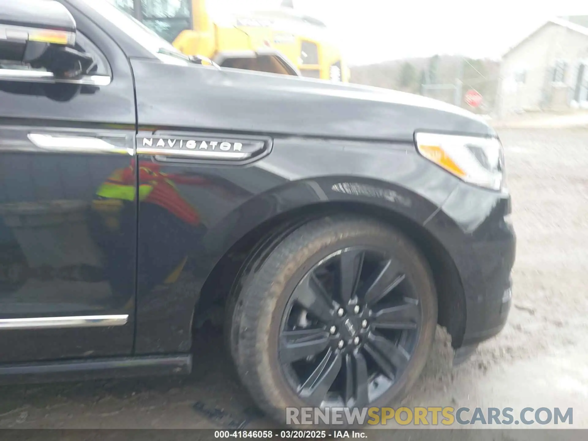 20 Photograph of a damaged car 5LMJJ2LT2NEL09149 LINCOLN NAVIGATOR 2022
