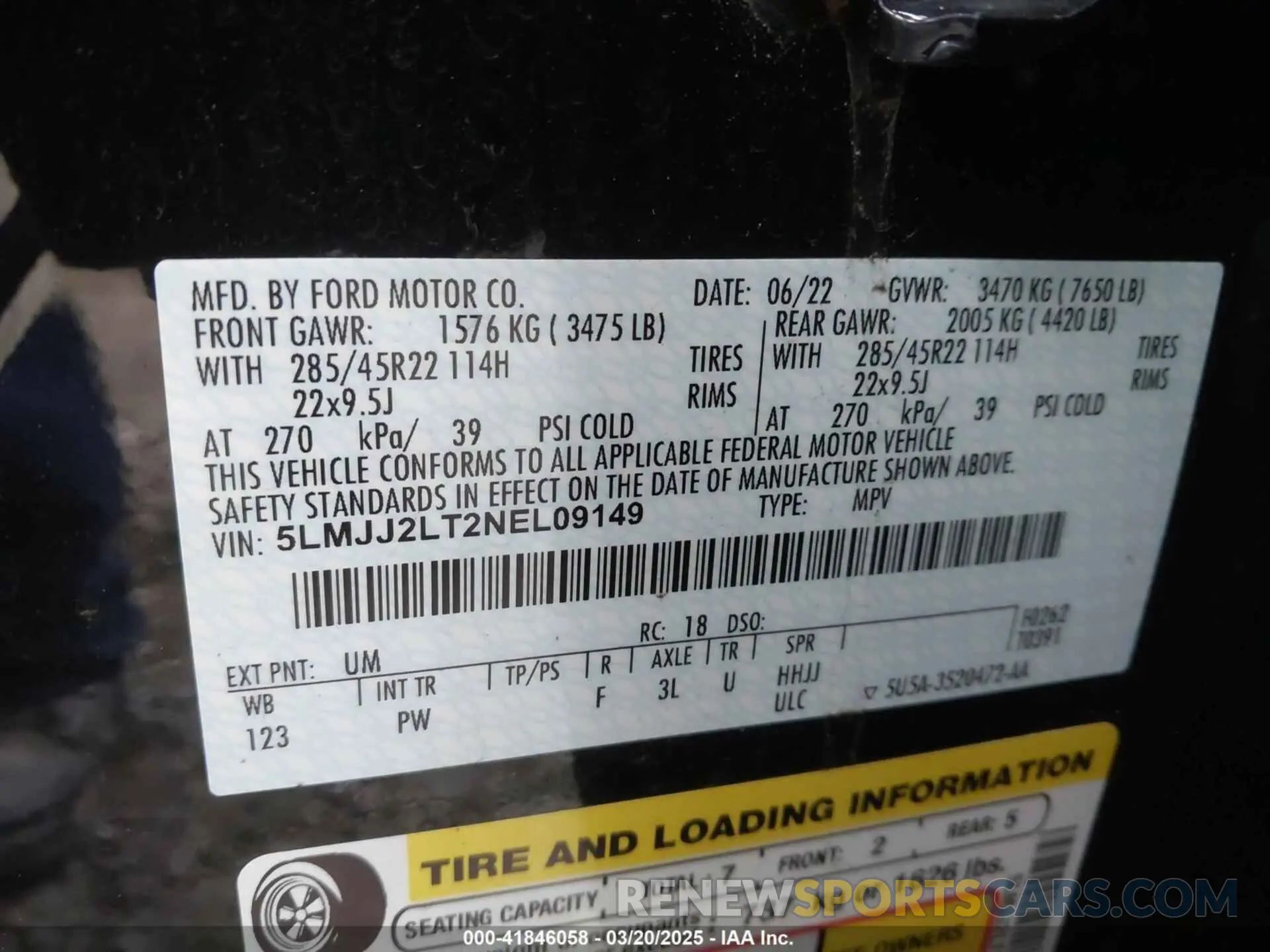 9 Photograph of a damaged car 5LMJJ2LT2NEL09149 LINCOLN NAVIGATOR 2022
