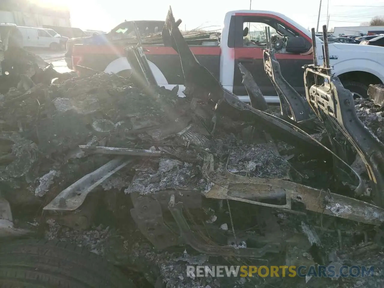 11 Photograph of a damaged car 5LMJJ2LT5NEL01532 LINCOLN NAVIGATOR 2022