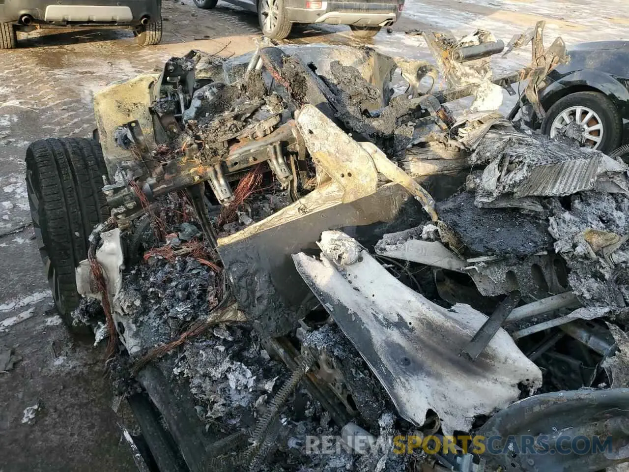 8 Photograph of a damaged car 5LMJJ2LT5NEL01532 LINCOLN NAVIGATOR 2022