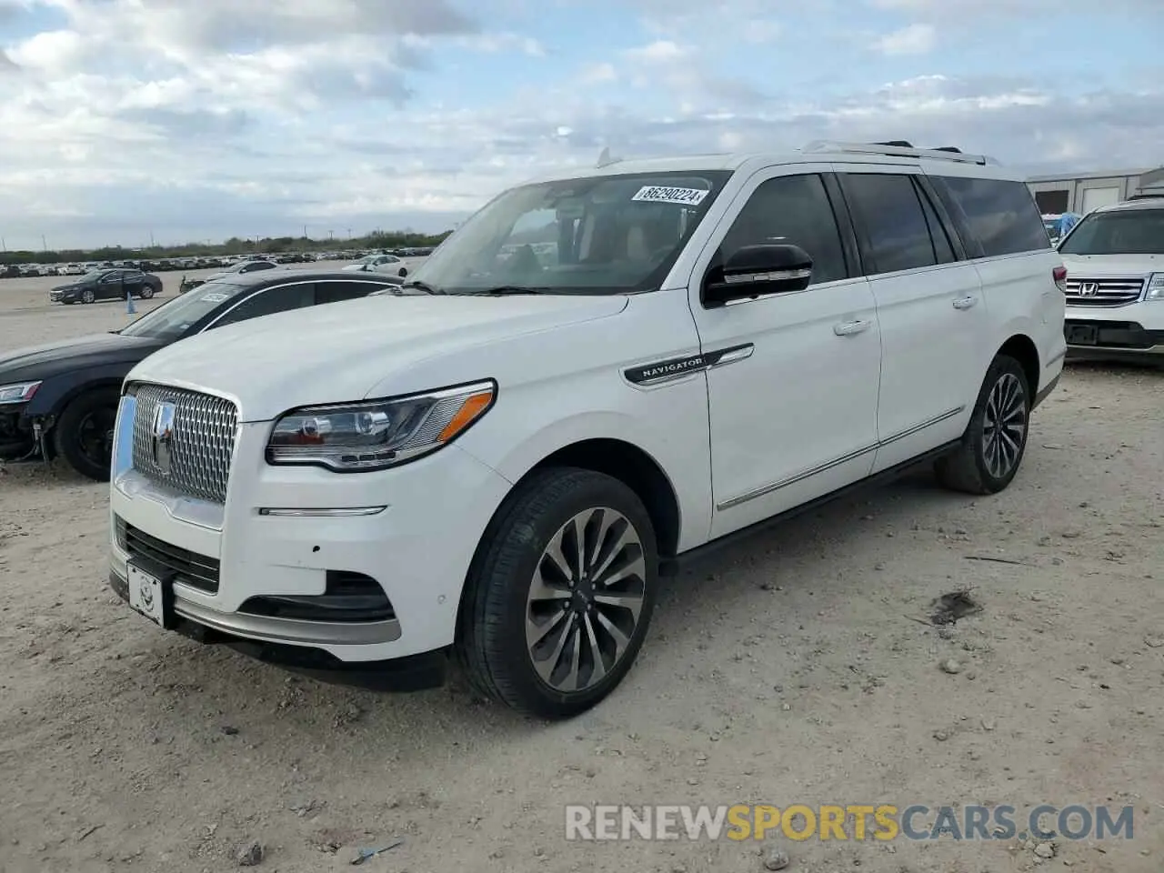 1 Photograph of a damaged car 5LMJJ3KT6NEL05029 LINCOLN NAVIGATOR 2022