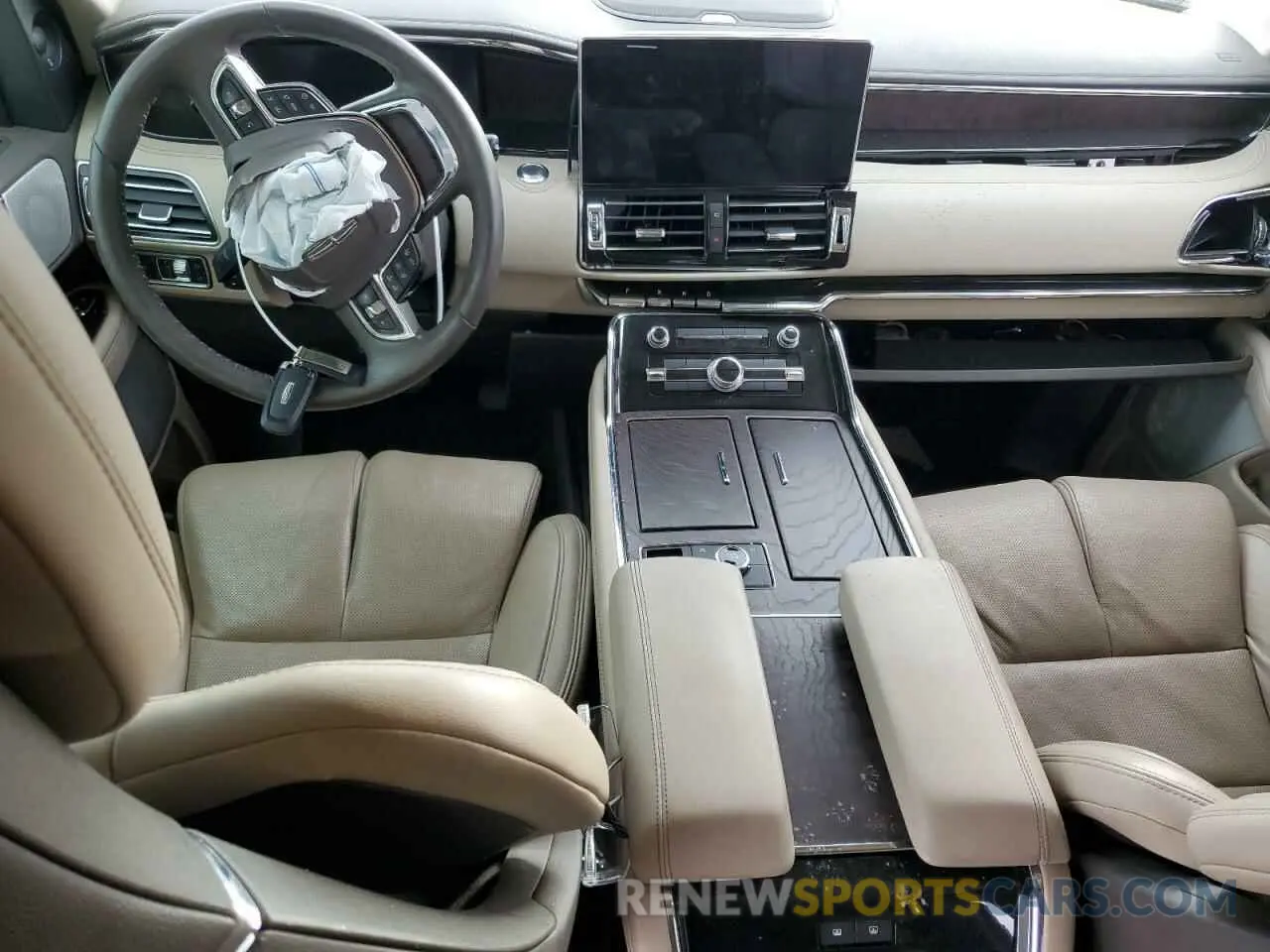 8 Photograph of a damaged car 5LMJJ3KT6NEL05029 LINCOLN NAVIGATOR 2022