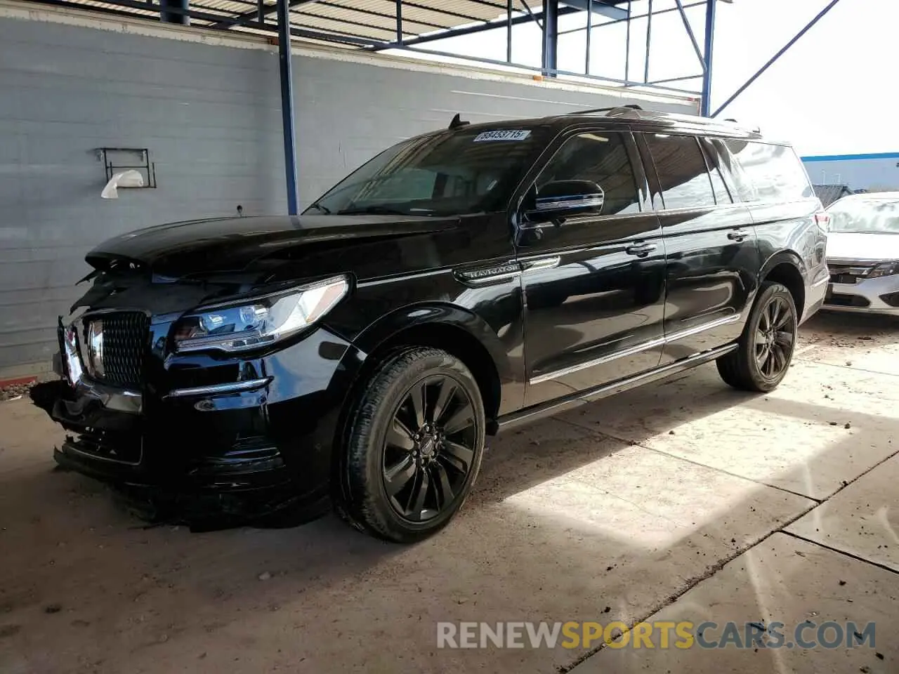 1 Photograph of a damaged car 5LMJJ3LT4NEL04511 LINCOLN NAVIGATOR 2022