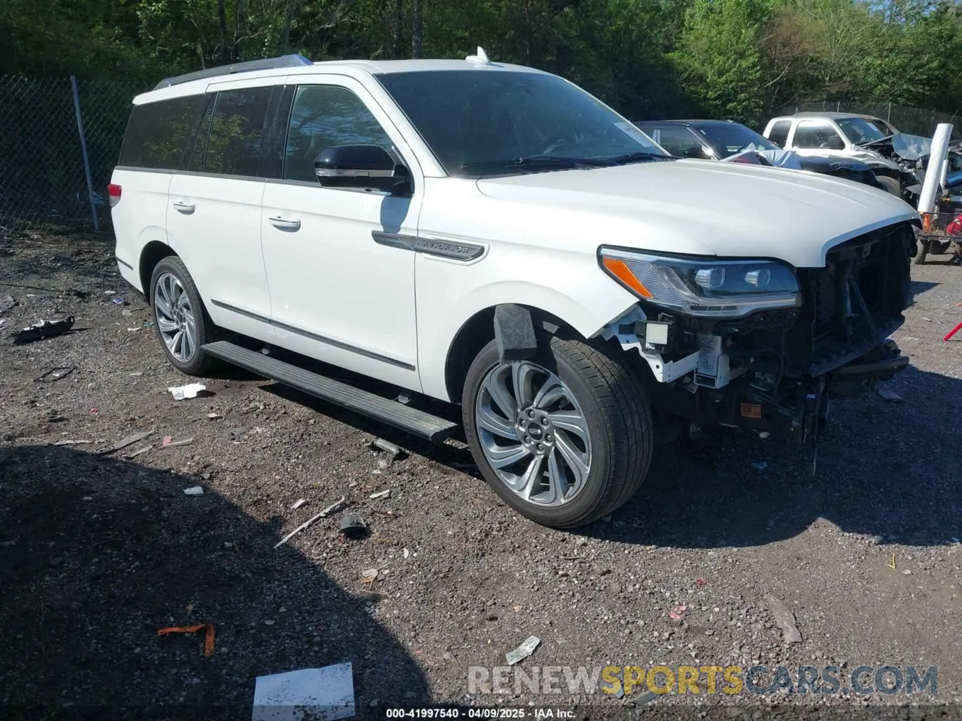 1 Photograph of a damaged car 5LMJJ2LG2PEL13918 LINCOLN NAVIGATOR 2023