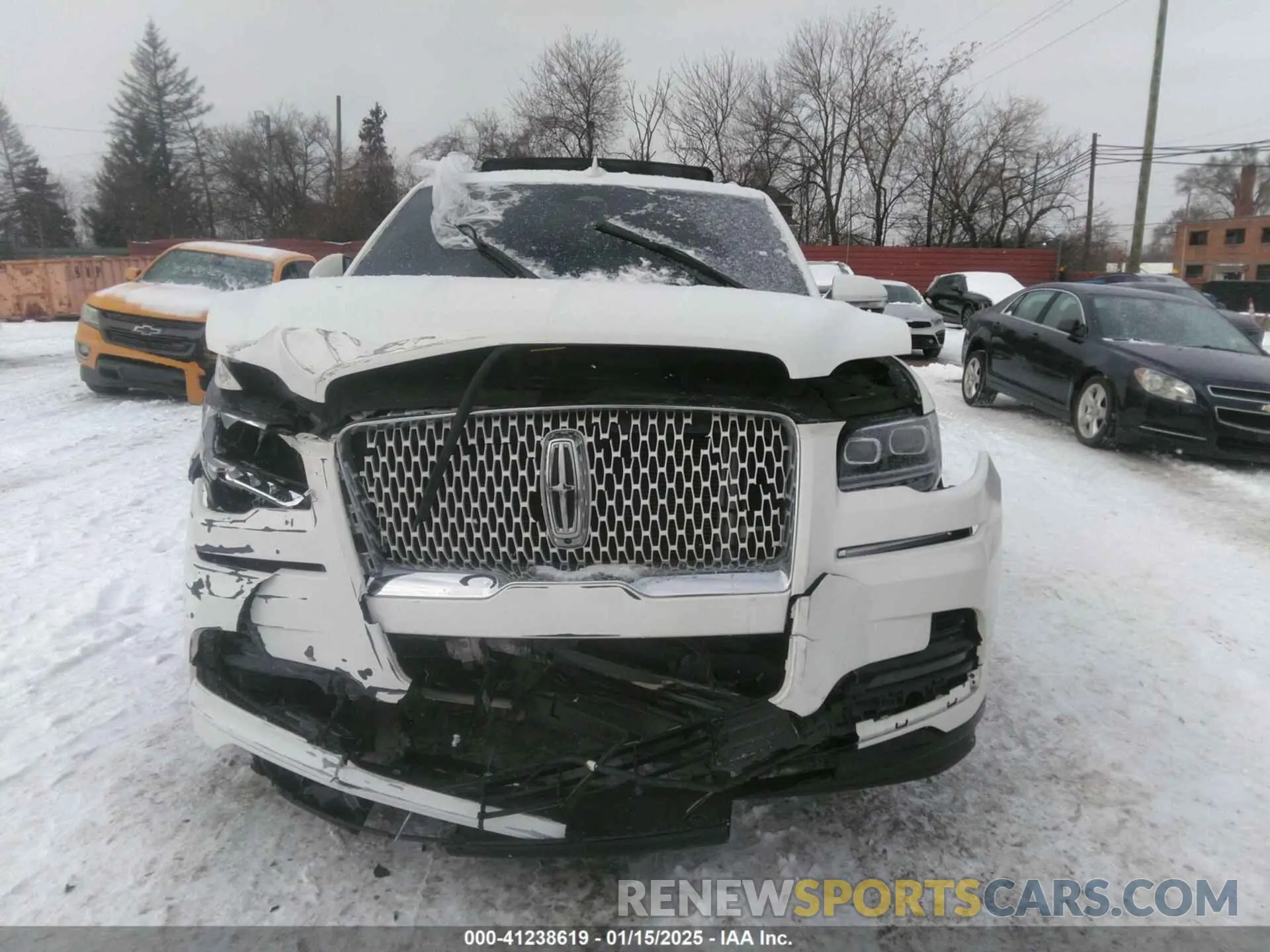 6 Photograph of a damaged car 5LMJJ2LG3PEL07013 LINCOLN NAVIGATOR 2023