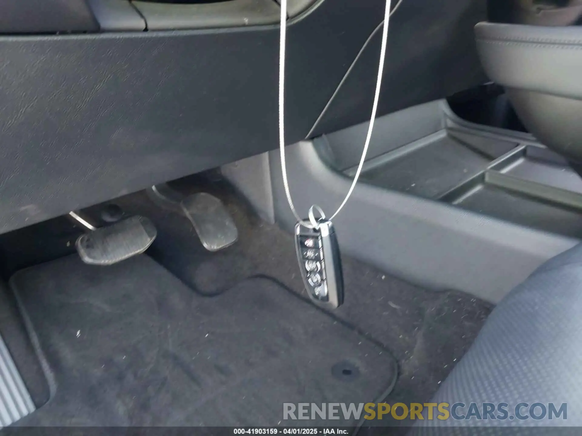 11 Photograph of a damaged car 5LMJJ2LG4PEL08977 LINCOLN NAVIGATOR 2023